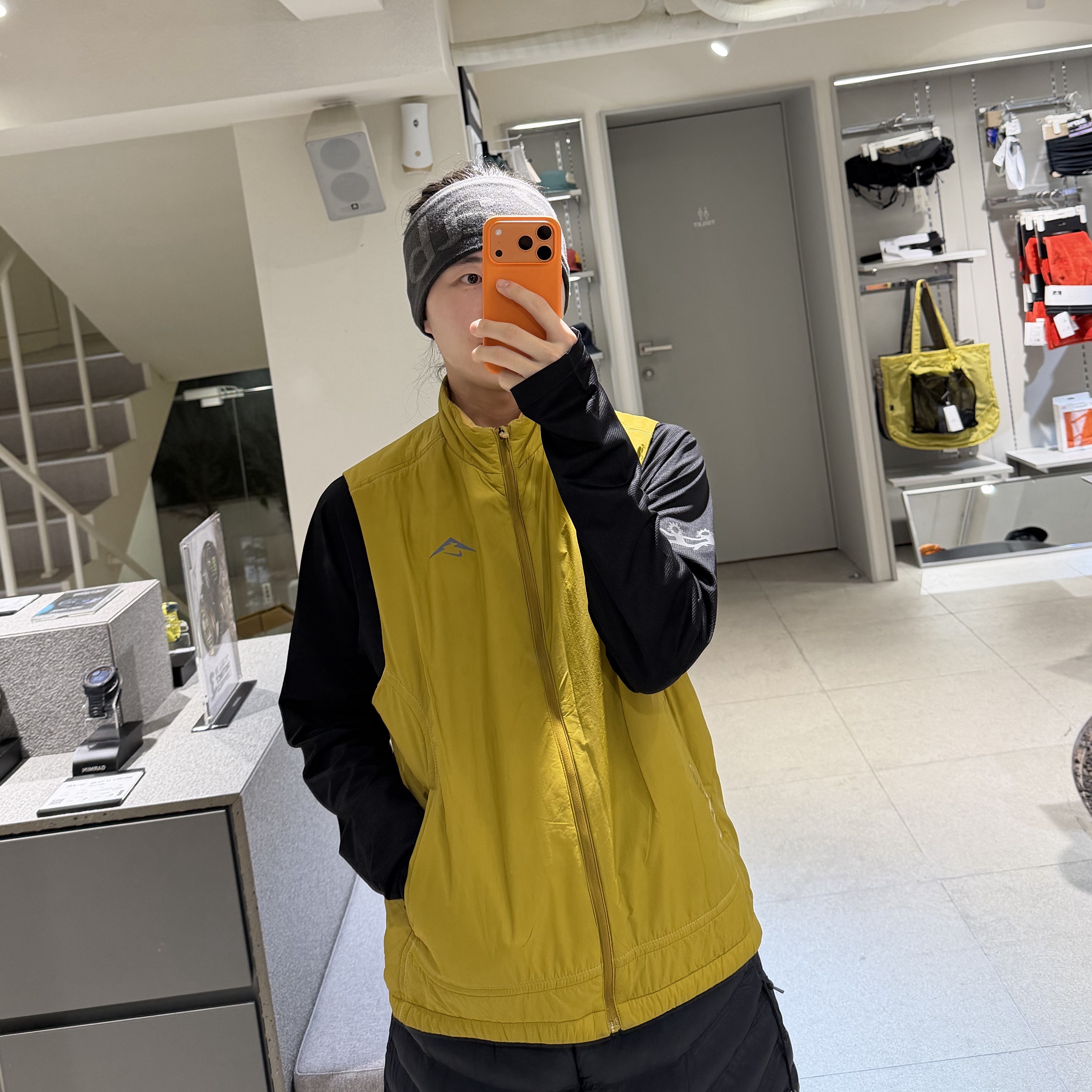 Nike Trail Primaloft Therma-Fit Running Vest Bronzine - Asia 착용 스타일