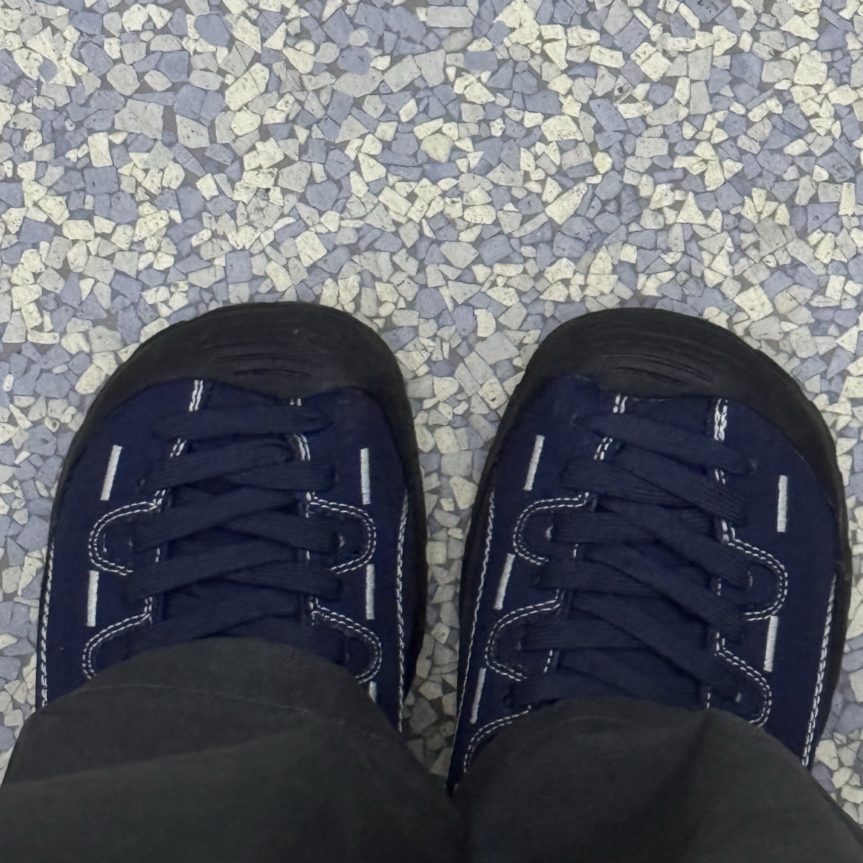 Keen Jasper Sneakers Navy 착용 스타일 - 1