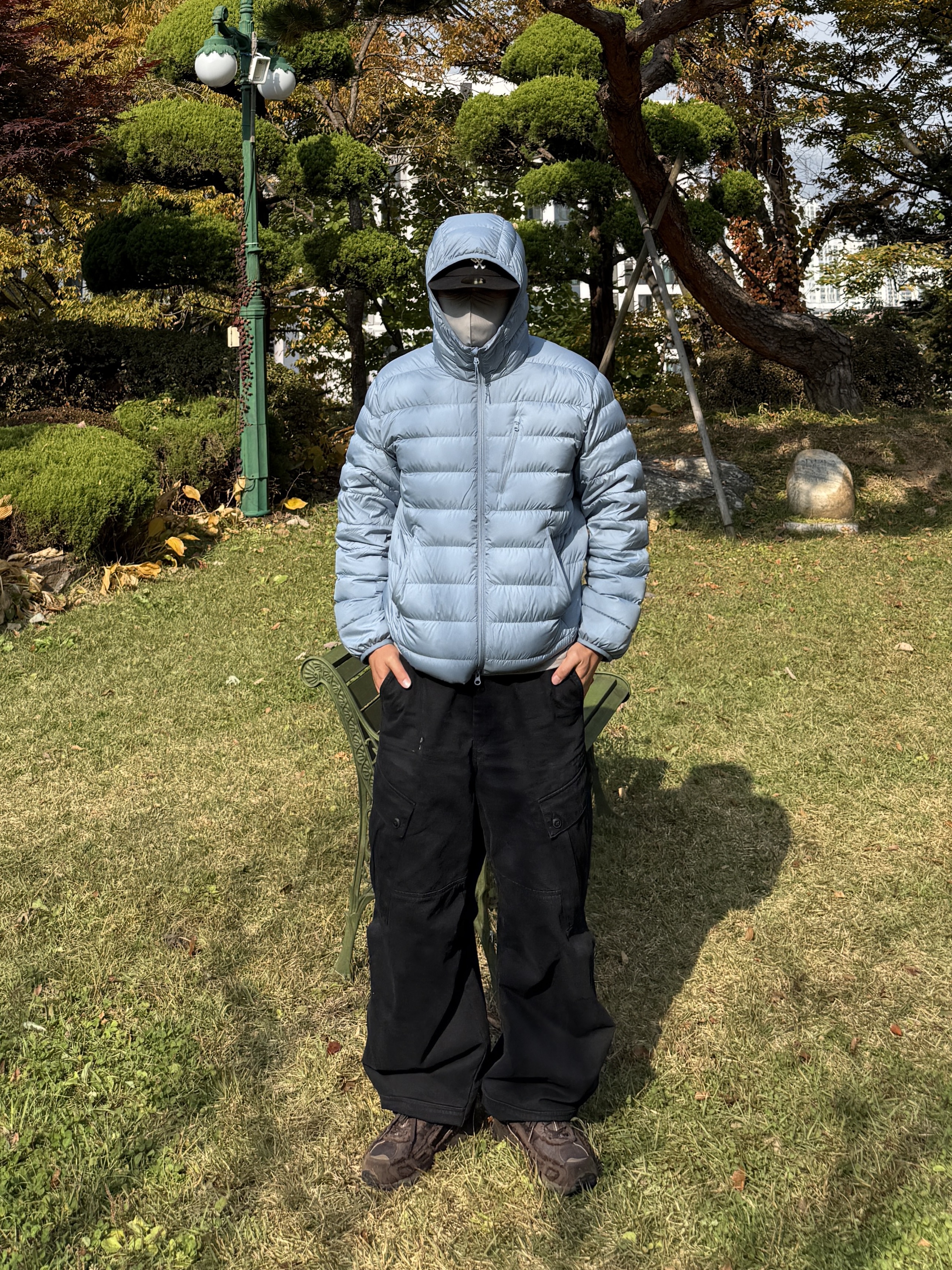 Musinsa Standard City Leisure Hooded Light Down Jacket Cloudy Blue, Musinsa Standard City Leisure Hooded Light Down Jacket Moon Blue 착용 스타일 - 1