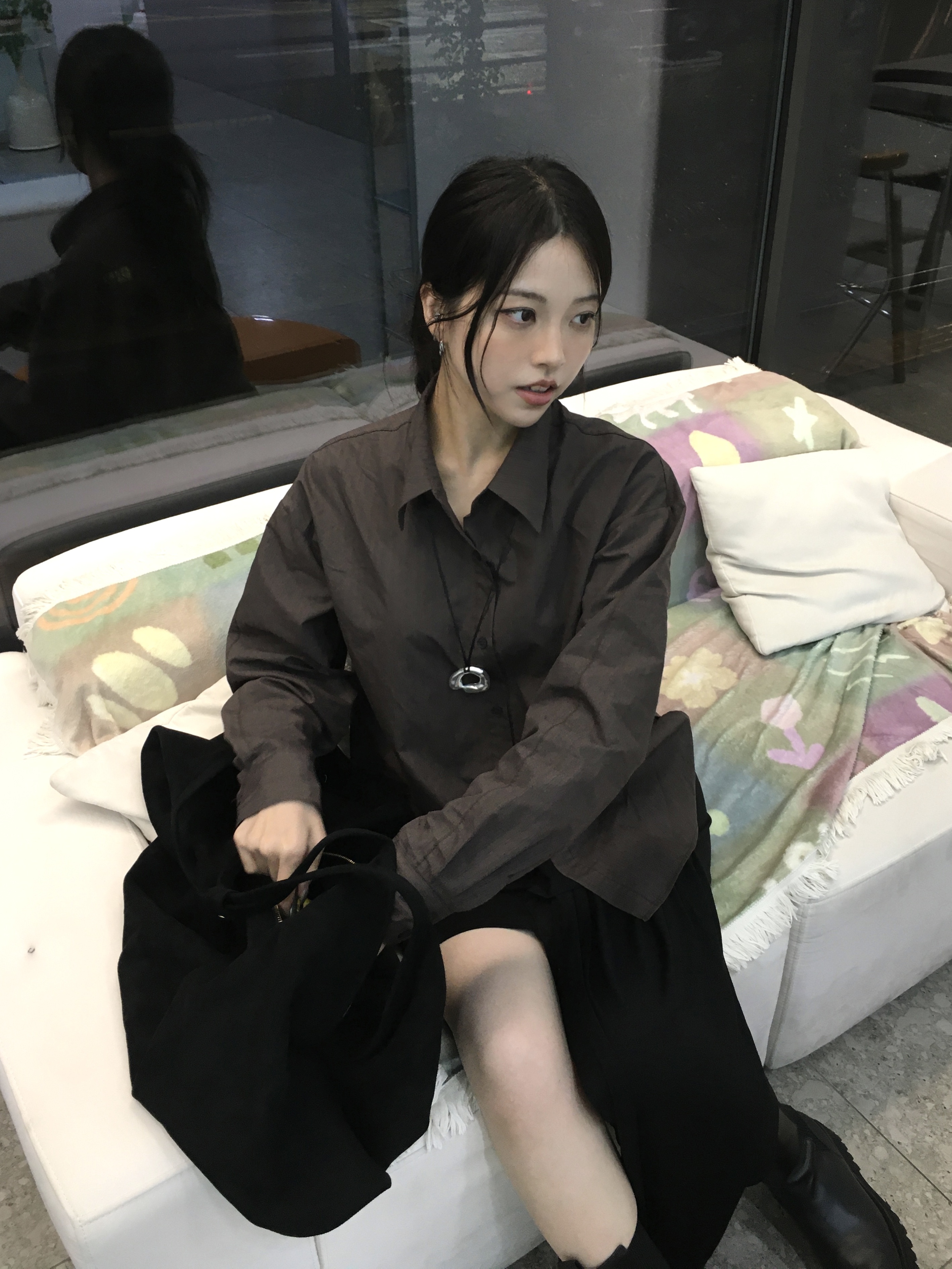 lovememonster Medium Cone Ring Earrings Silver 착용 스타일 - 1