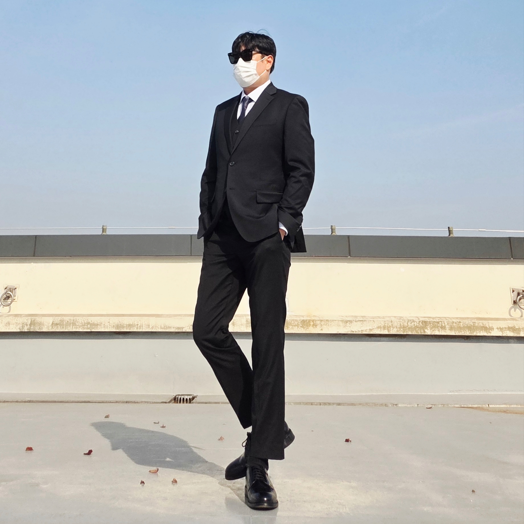 Berwick 5341 Rois Calf 184 Last Leather Sole Black, Gentle Monster Sal 01 Black 착용 스타일 - 3