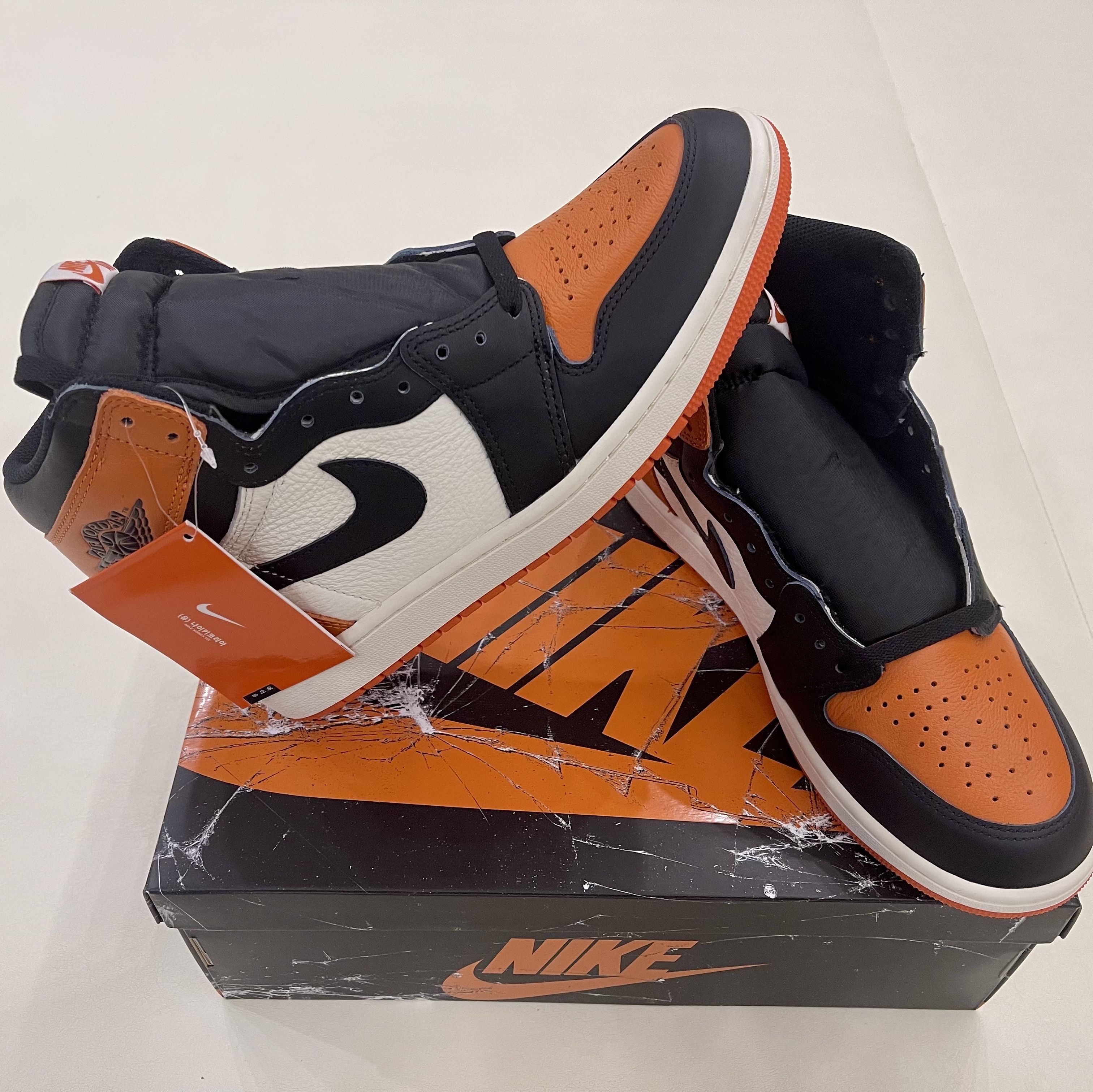 Jordan 1 Retro High OG Shattered Backboard 착용 스타일 - 3