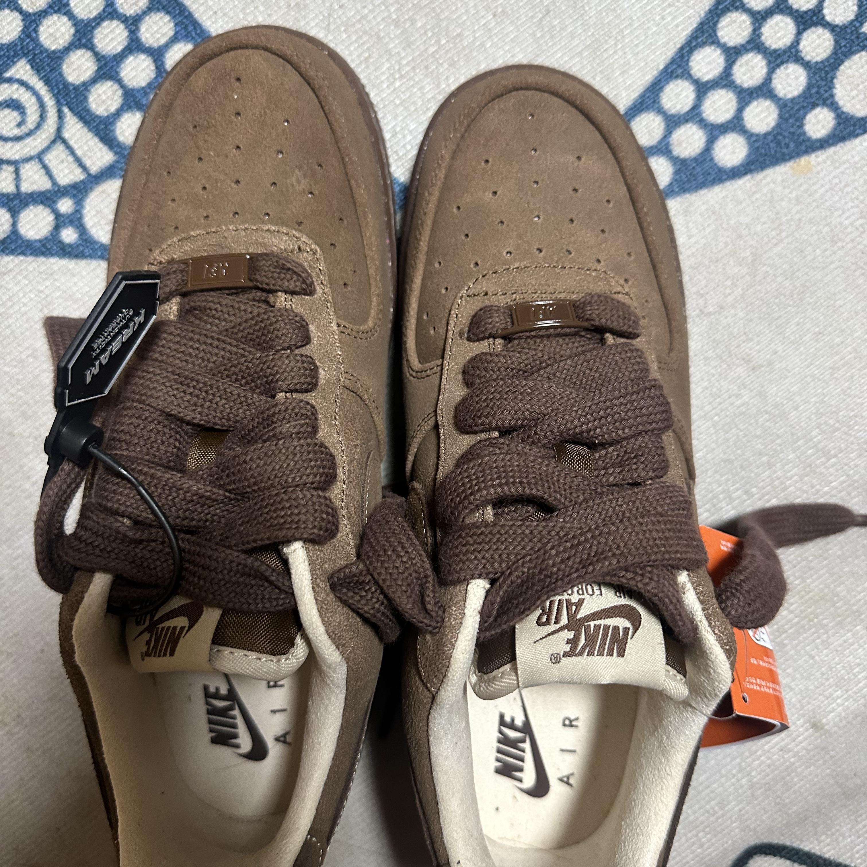 (W) Nike Air Force 1 '07 Cacao Wow 착용 스타일 - 2