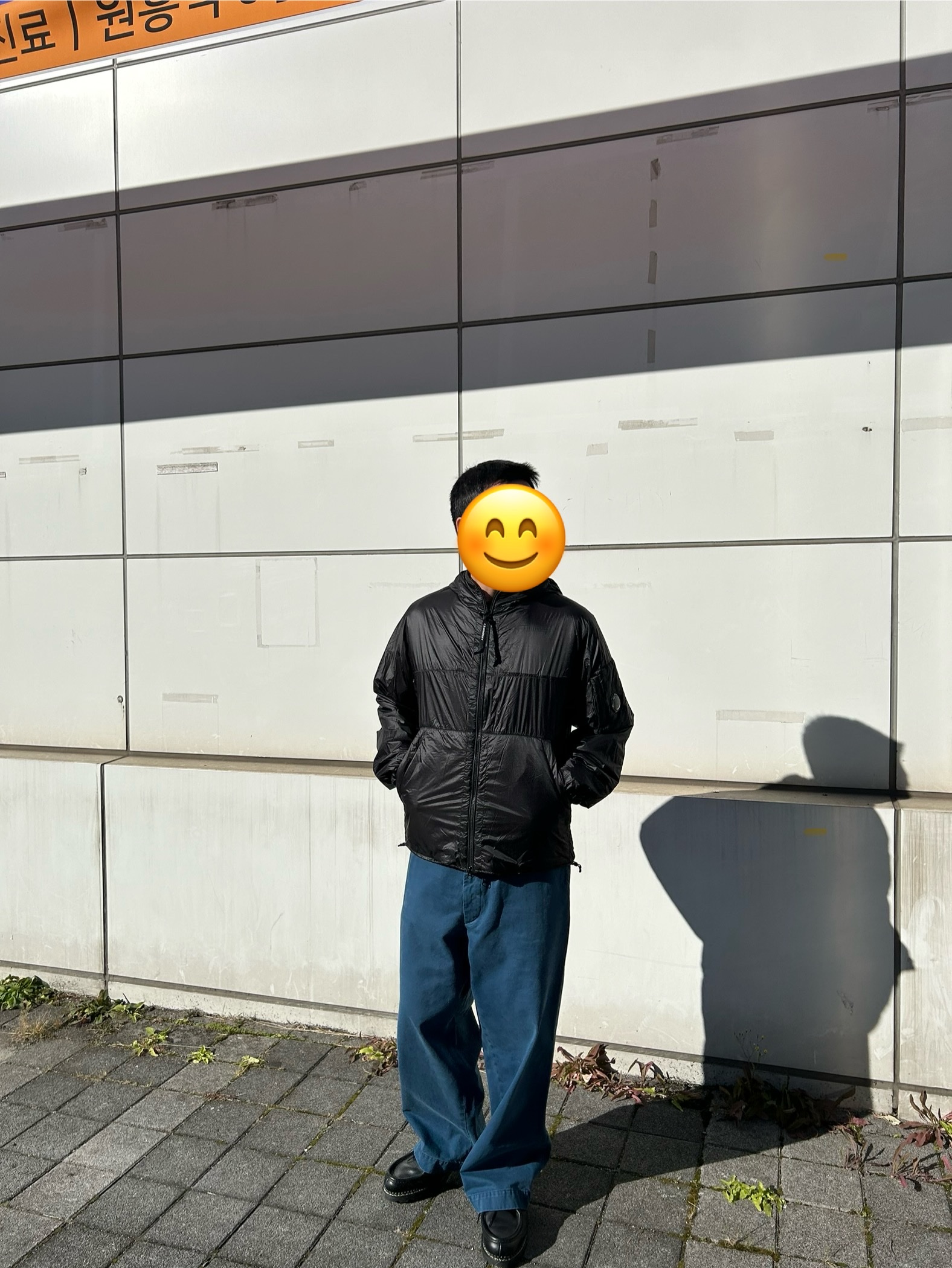 C.P. Company Nada Shell Hooded Padded Jacket Black - 25FW, A.Presse Vintage Work Pants Blue - 25FW 착용 스타일 - 2
