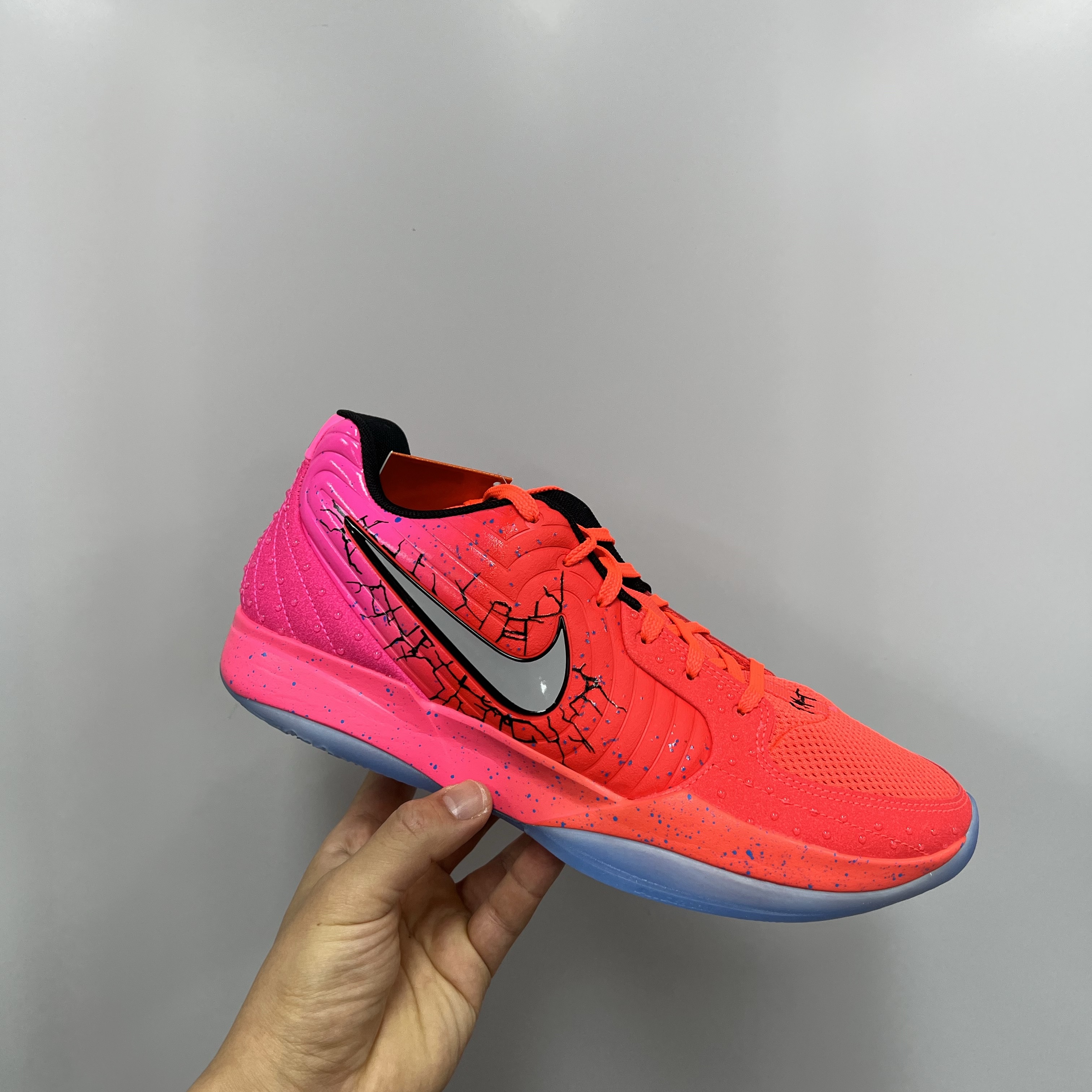Nike x Kool-Aid Ja 2 EP Bright Crimson Hyper Pink 착용 스타일