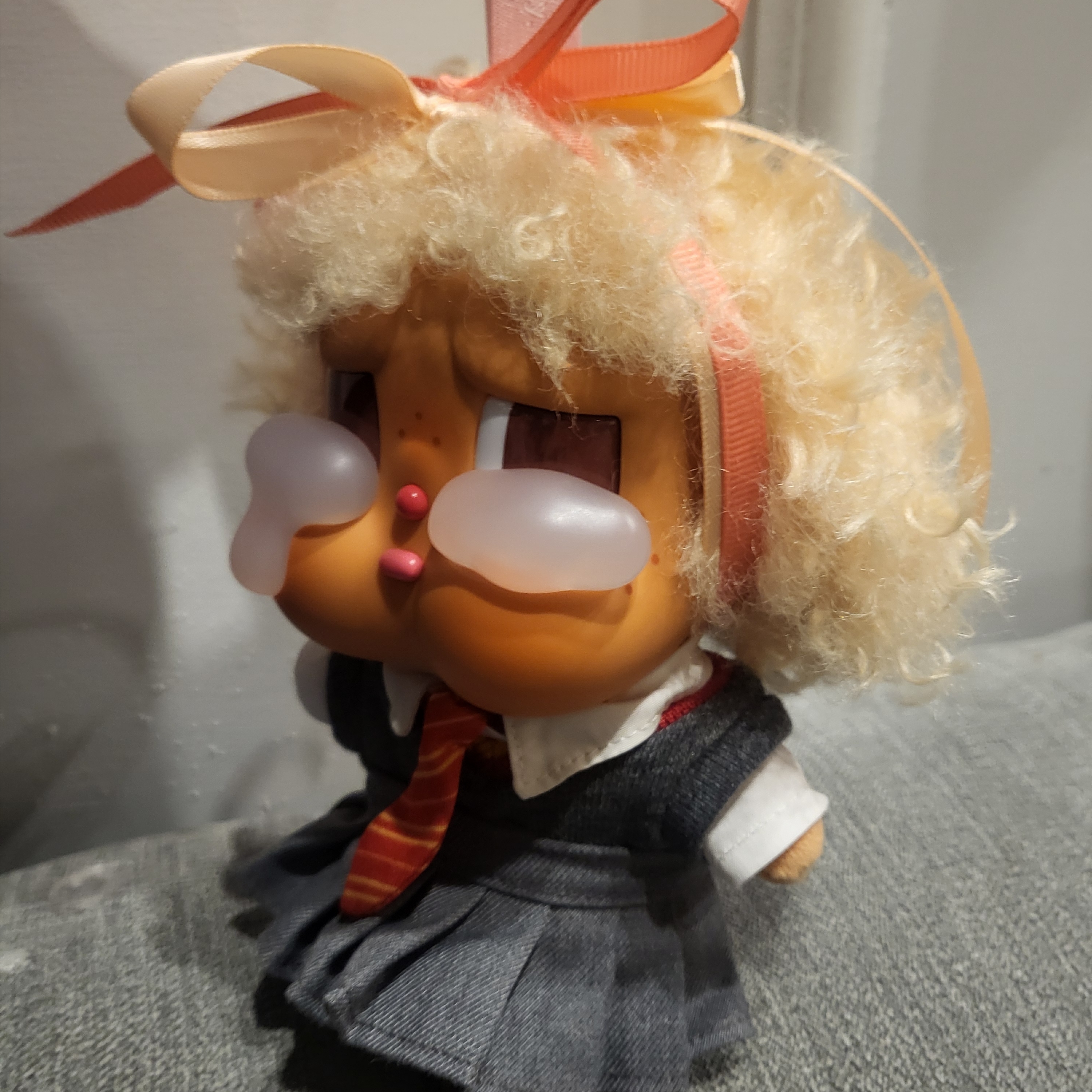 Pop Mart Crybaby Vacation Mode On Series Vinyl Plush Pendant Full Sail (Opened Case) 착용 스타일 - 2