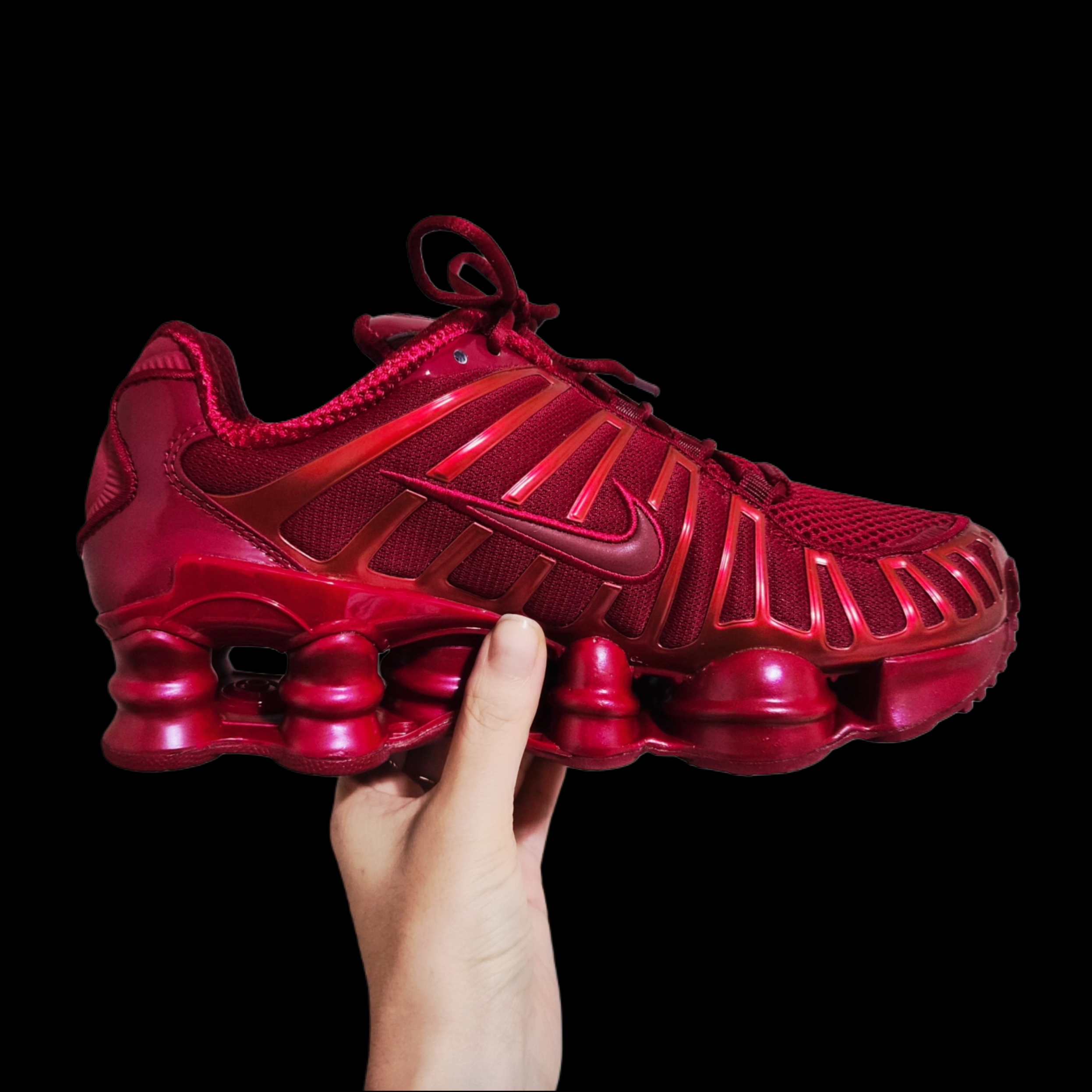 (W) Nike Shox TL Gym Red White, (W) Nike Air Max Muse Habanero Red and Metallic Silver 착용 스타일 - 1