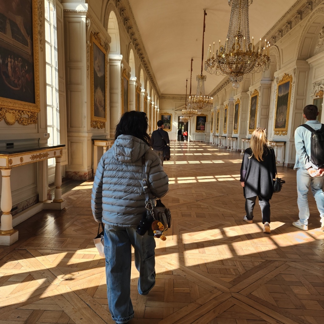 The North Face Ventus On Jacket Silver, BAPE Baby Milo College T-Shirt Plush Doll Key Chain Brown 착용 스타일