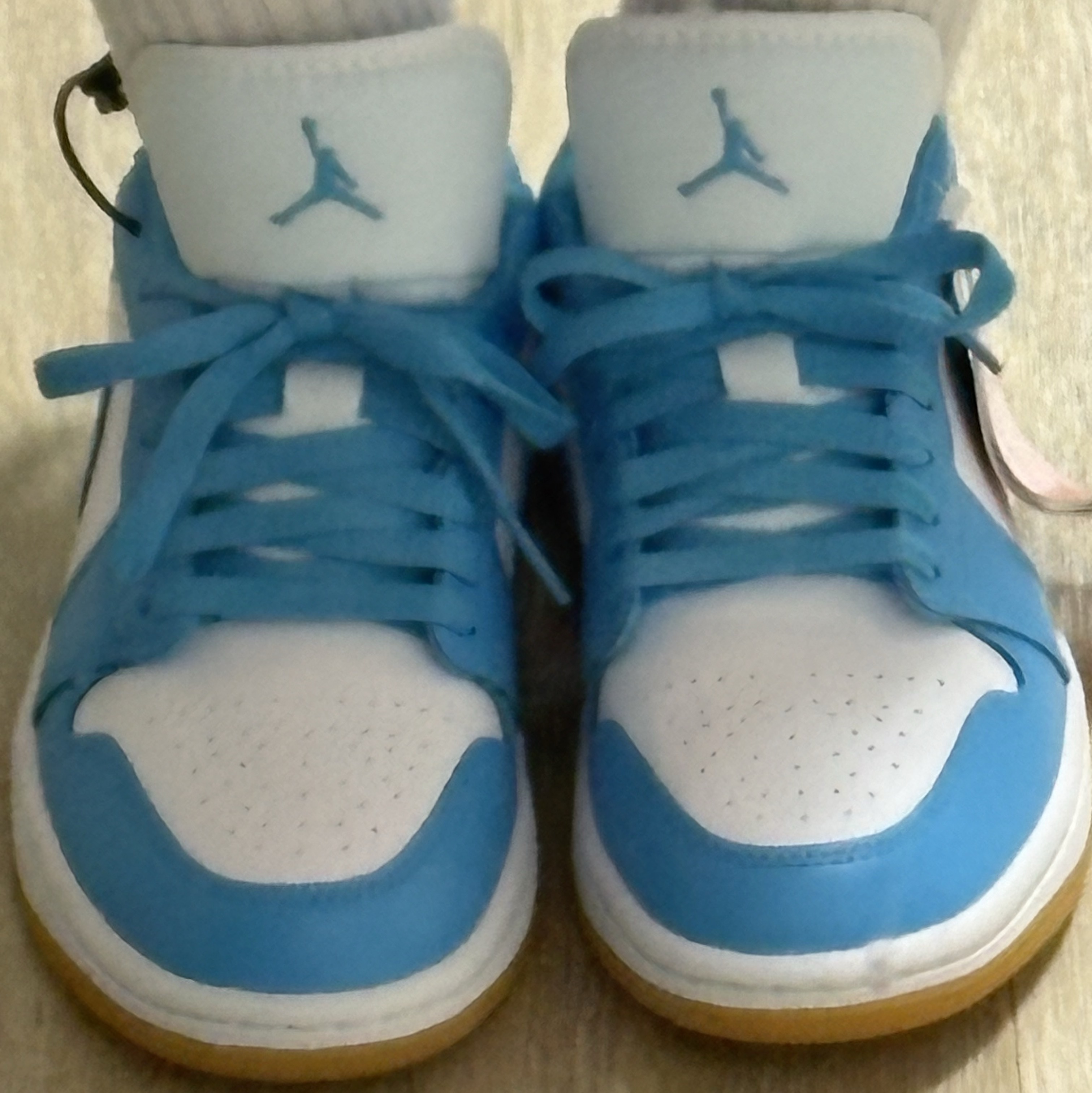 (W) Jordan 1 Low White Gum Light Brown 착용 스타일 - 2