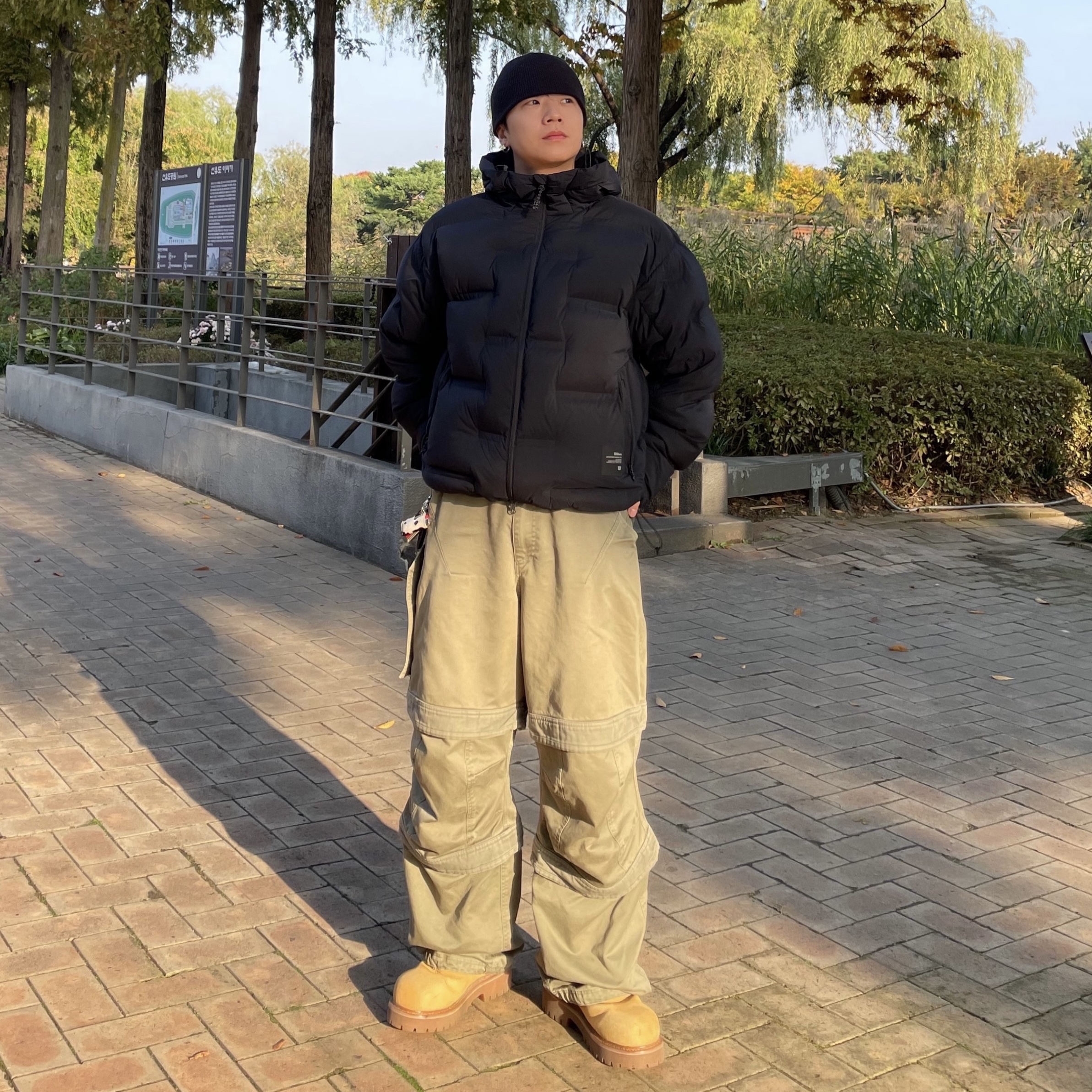 Farfromwhat Far Layered Work Pants Olive 착용 스타일 - 1
