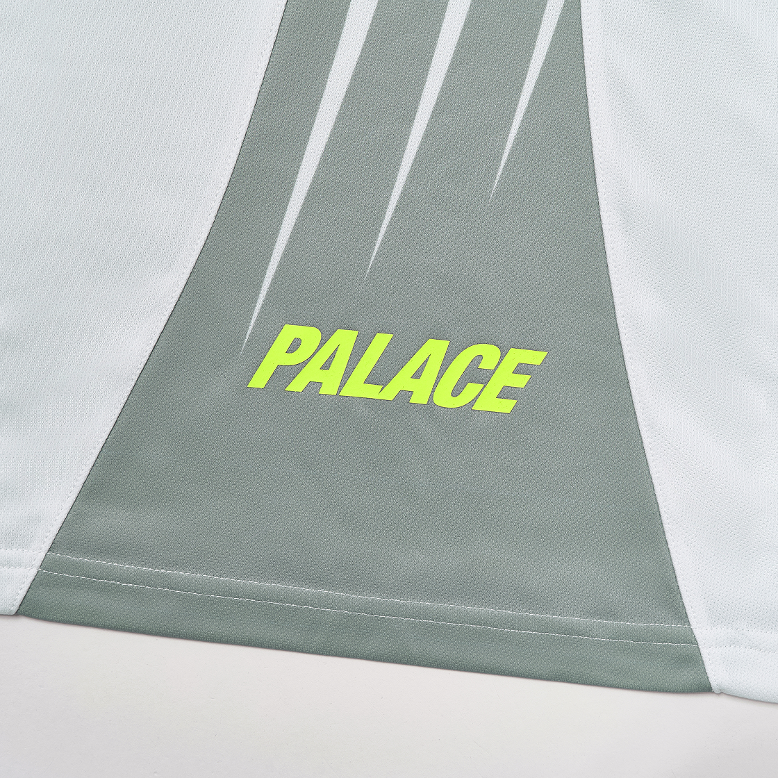 팔라스 x 나이키 토탈 P90 베스트 화이트 - 25FW(Palace x Nike Total P90 Vest White - 25FW) - 5