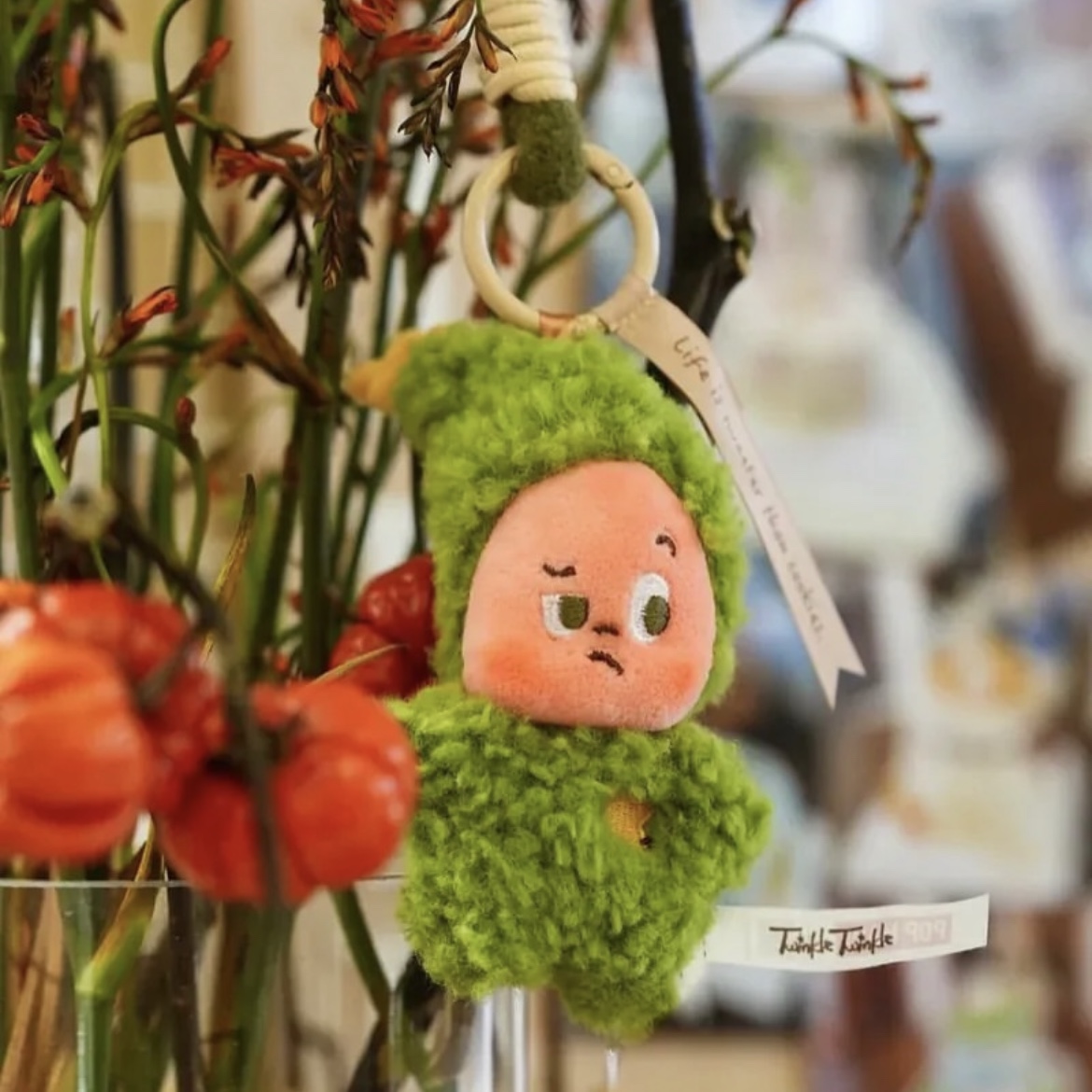 Pop Mart Twinkle Twinkle Savor the Moment Series-Fresh-Baked Mini Cookies Plush Pendant Matcha Crisp (Opened Case) 착용 스타일