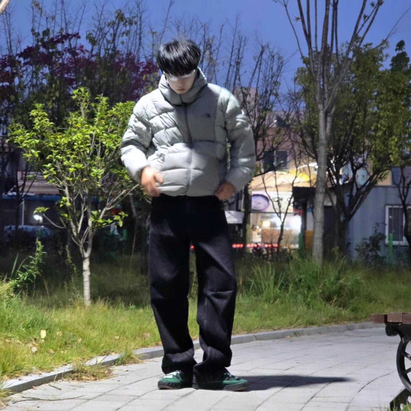 The North Face Ruta Down Jacket Light Khaki - 25SS, Adidas Adicolor Denim Firebird Pants True Black Denim - KR Sizing 착용 스타일 - 3