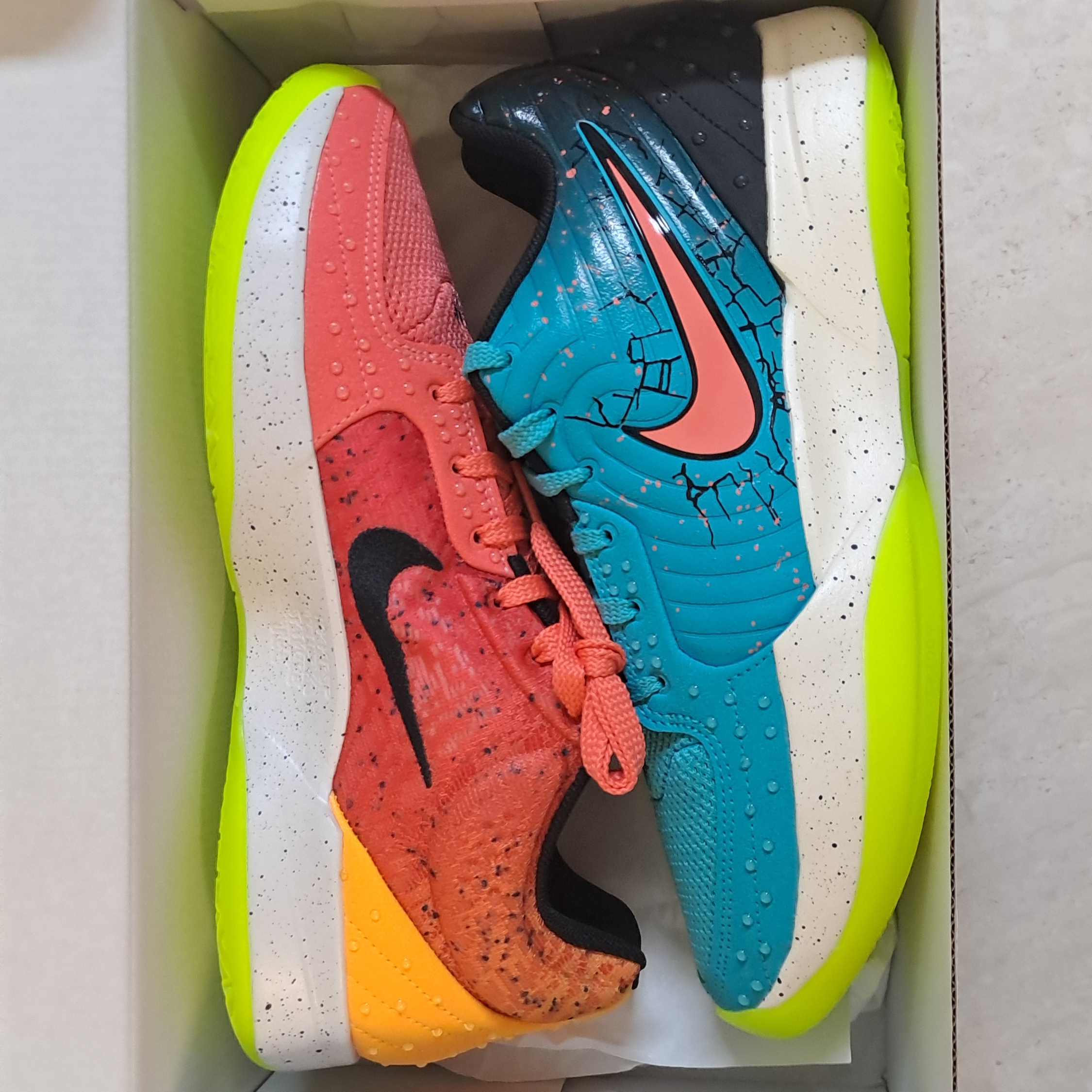 Nike x Kool-Aid Ja 2 EP Mixed Berry Bright Crimson Flat Silver 착용 스타일 - 1