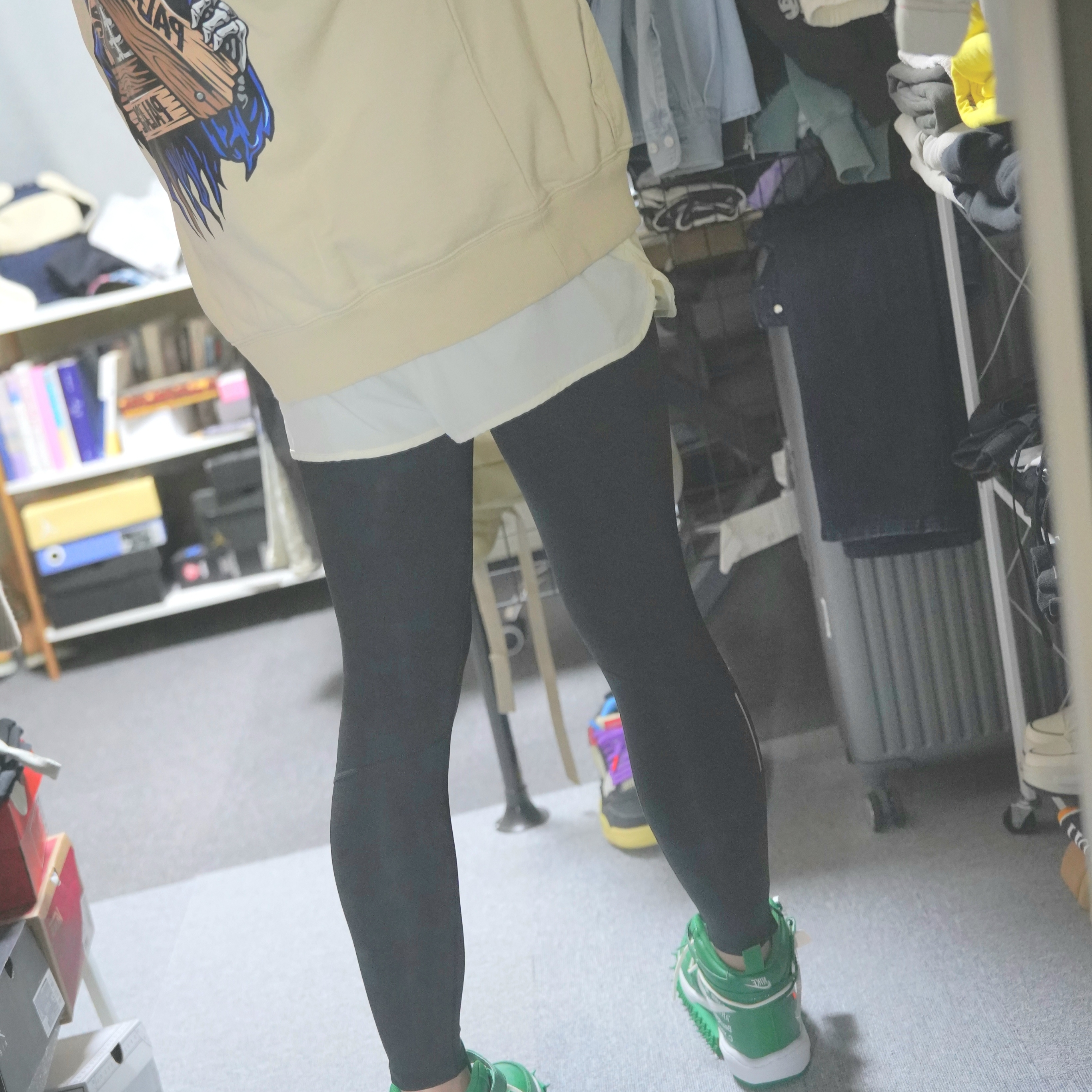 Nike x Off-White Air Force 1 Mid SP Leather Pine Green, Palace Reaper Hood Camel - 23FW 착용 스타일 - 1