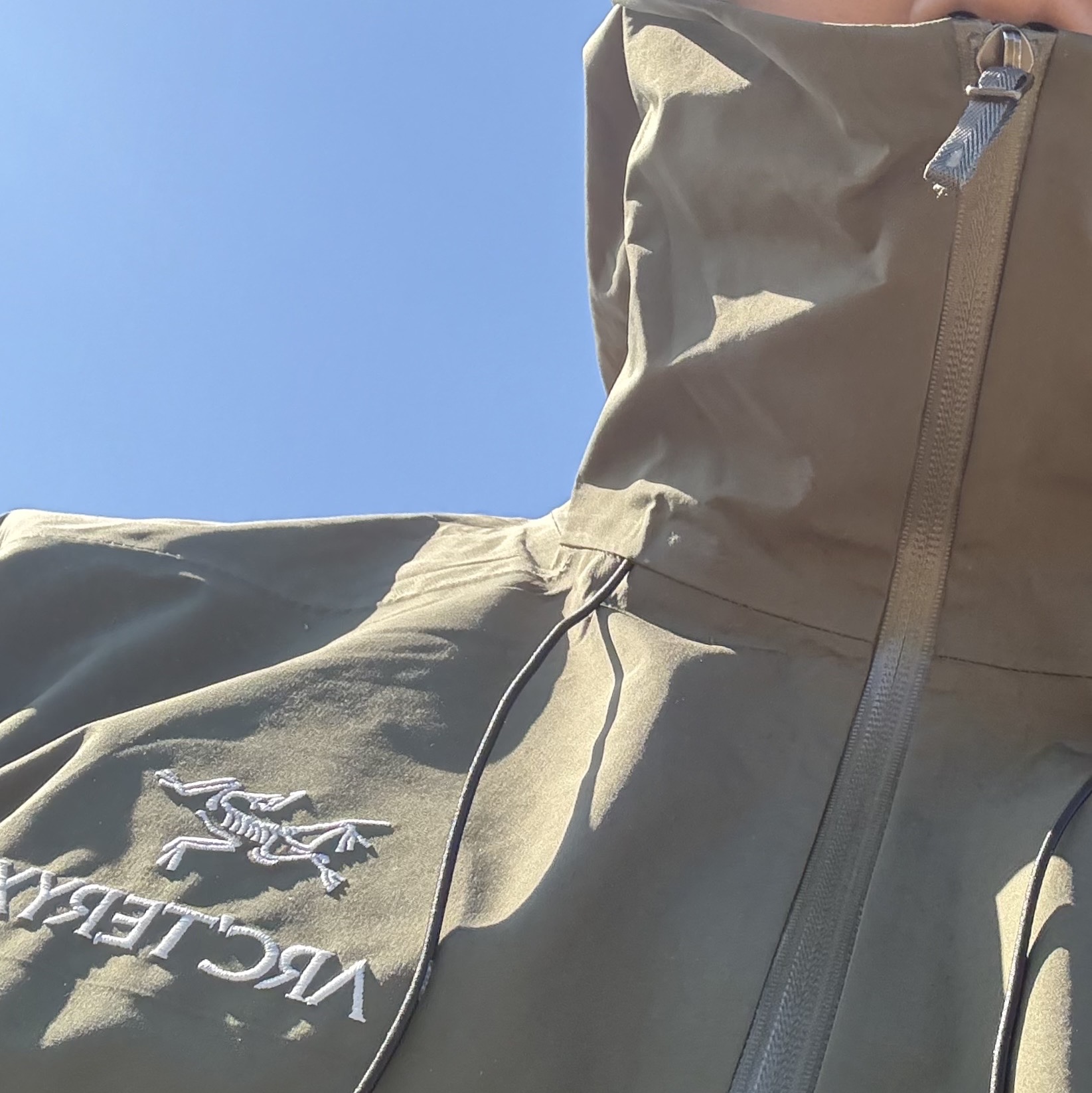 Arc'teryx Beta LT Jacket Tatsu 착용 스타일 - 2