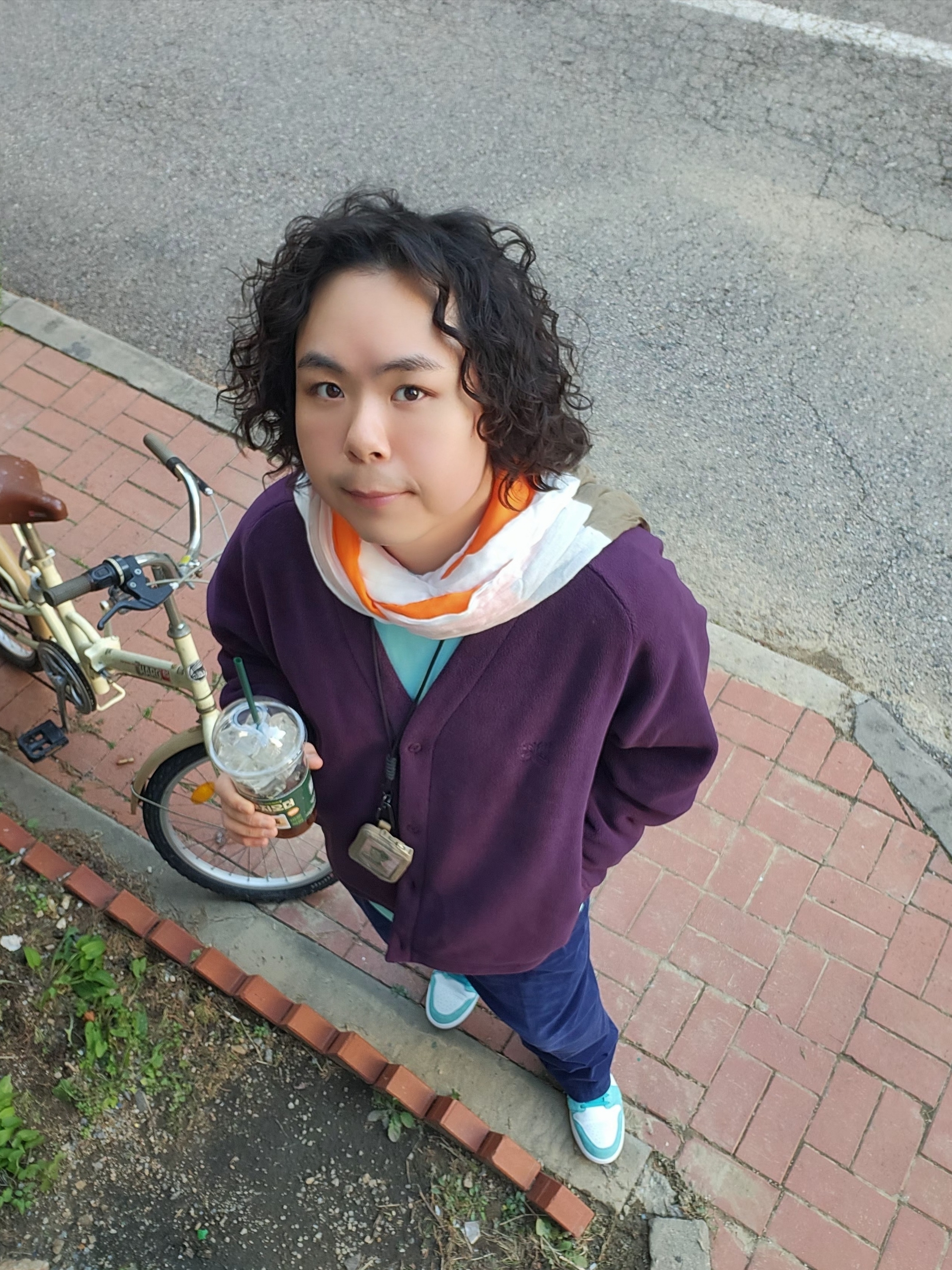 Uniqlo x Needles Fleece Oversized Cardigan Purple - KR, Jordan 1 Low SE New Emerald 착용 스타일 - 4