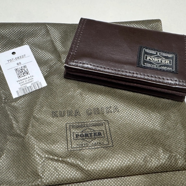 Porter Free Style Card Case Brown 착용 스타일