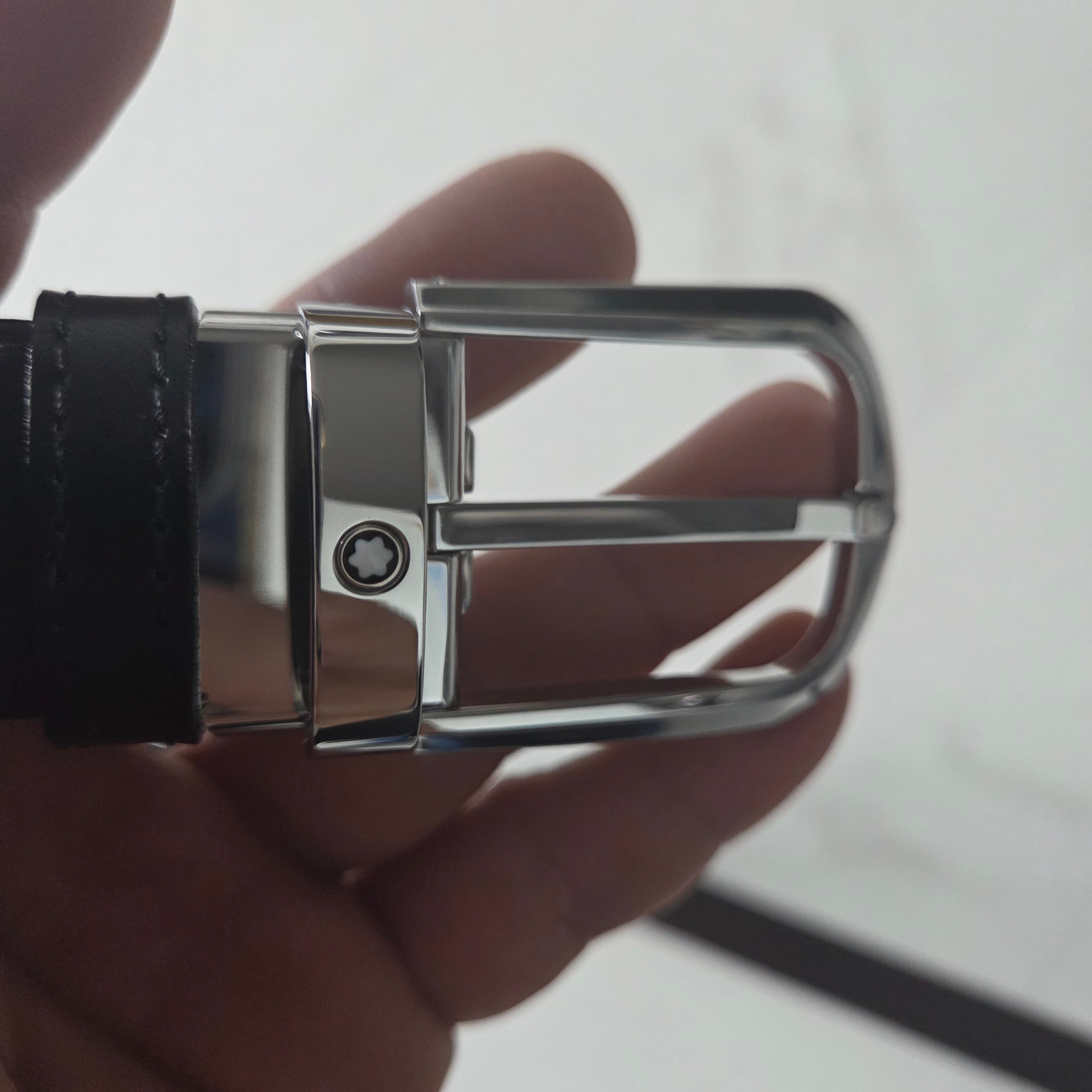 Montblanc Horseshoe Buckle 30mm Reversible Leather Belt Black Brown 착용 스타일 - 2
