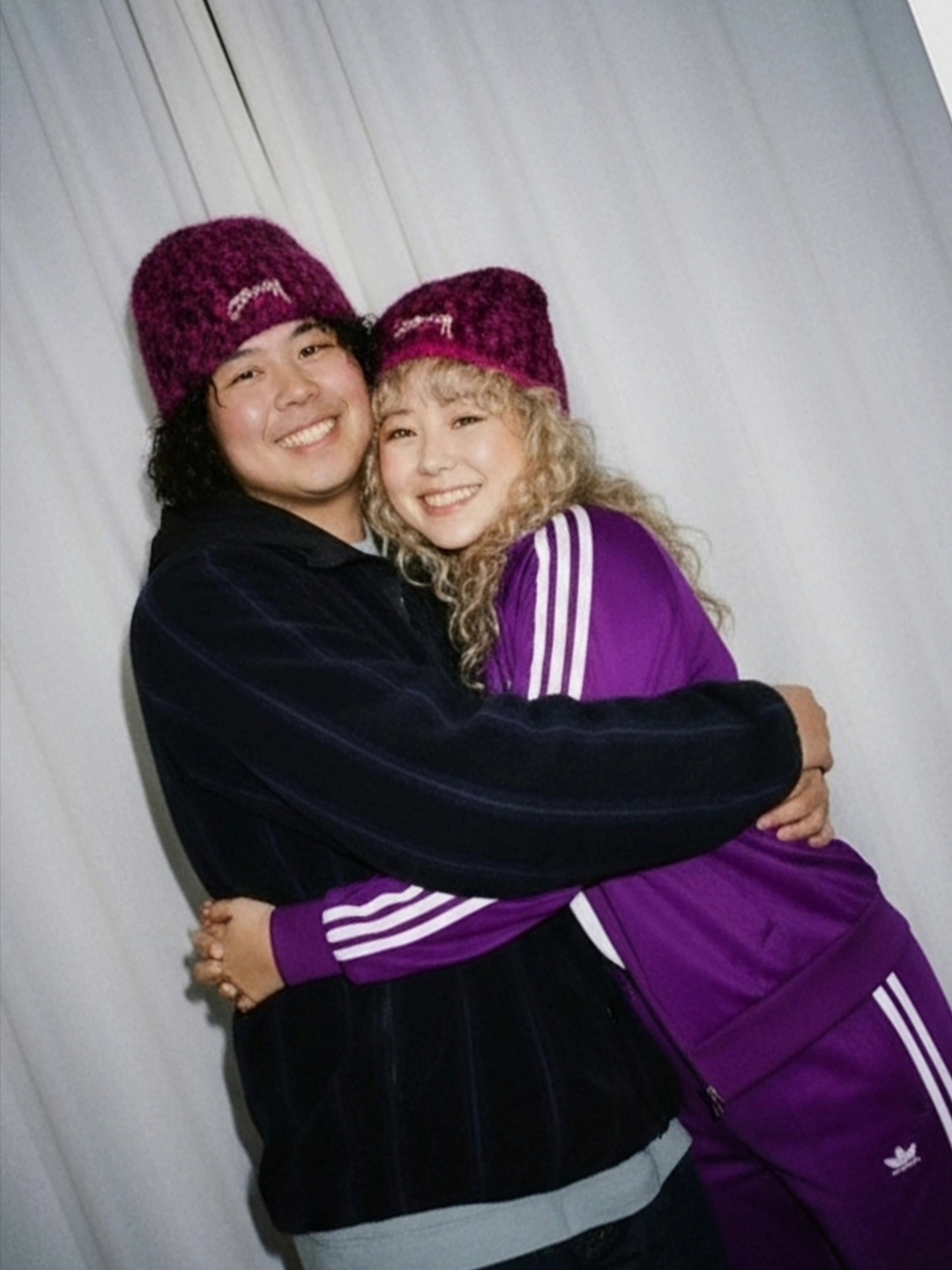 Stussy Skullcap Leopard Pink, Uniqlo x Needles Fleece Oversized Cardigan Black - KR 착용 스타일 - 2