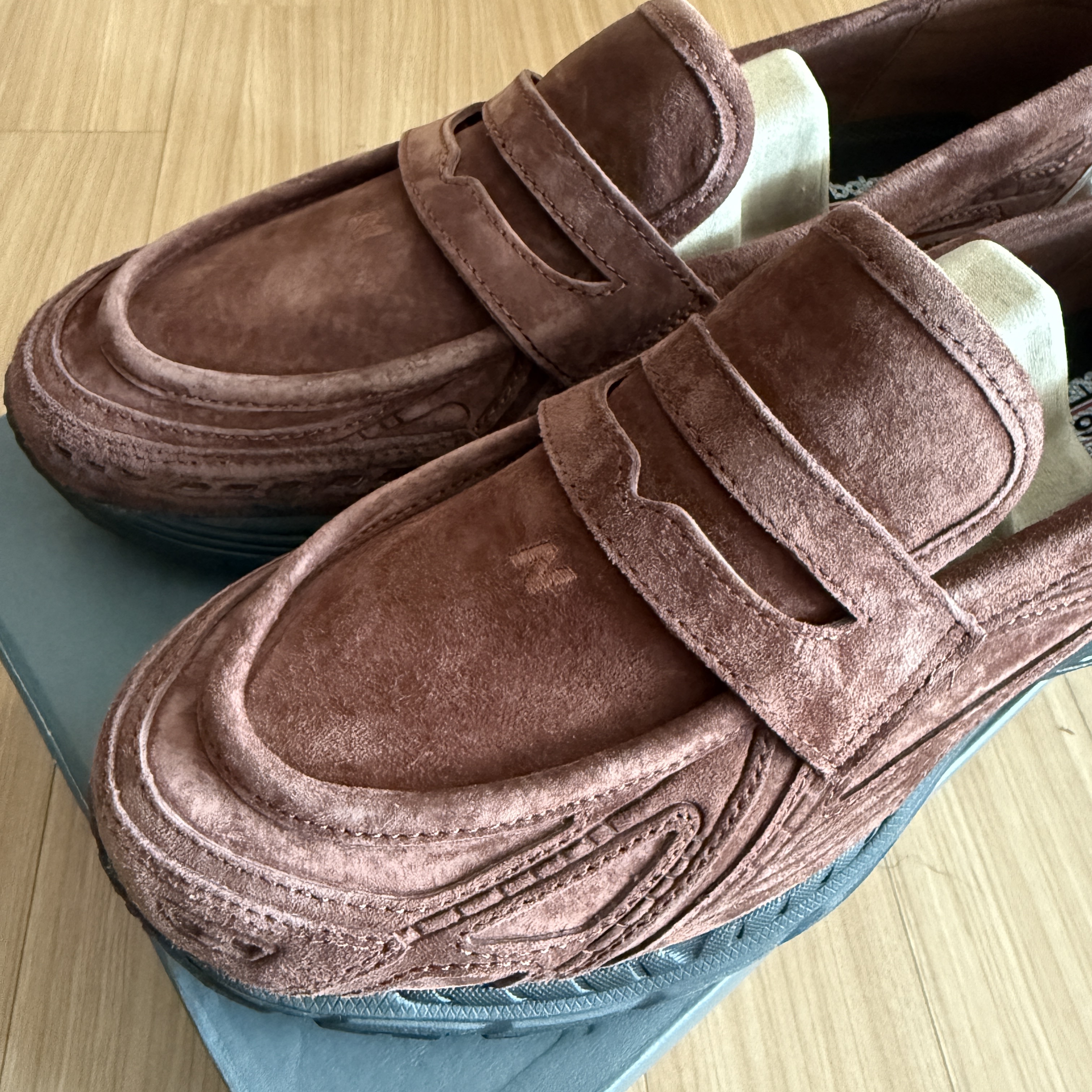 New Balance 1906L Rich Oak 착용 스타일