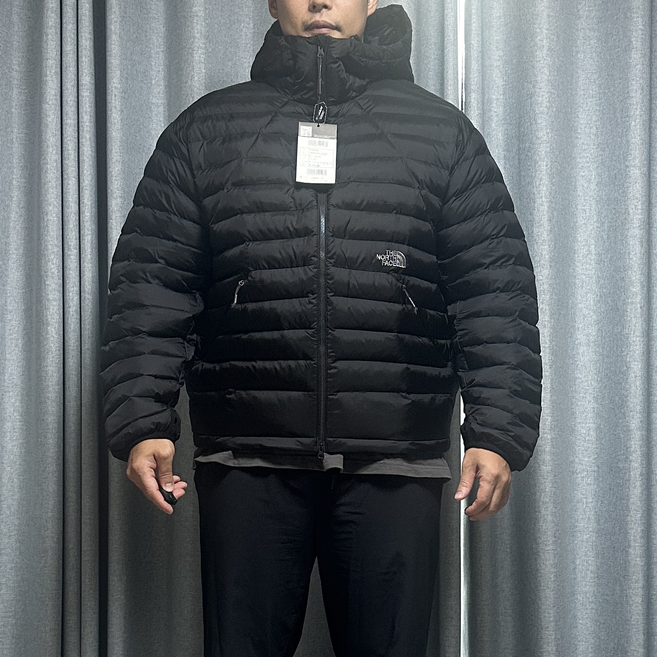 The North Face Ventus On Jacket Black 착용 스타일 - 2