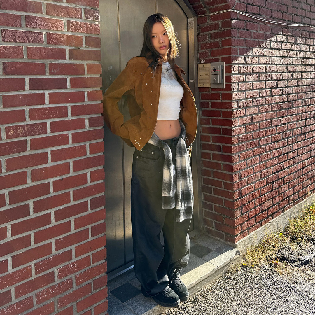 Thevinylhouse Studded Suede Jacket Brown, eS Accel OG Black 착용 스타일