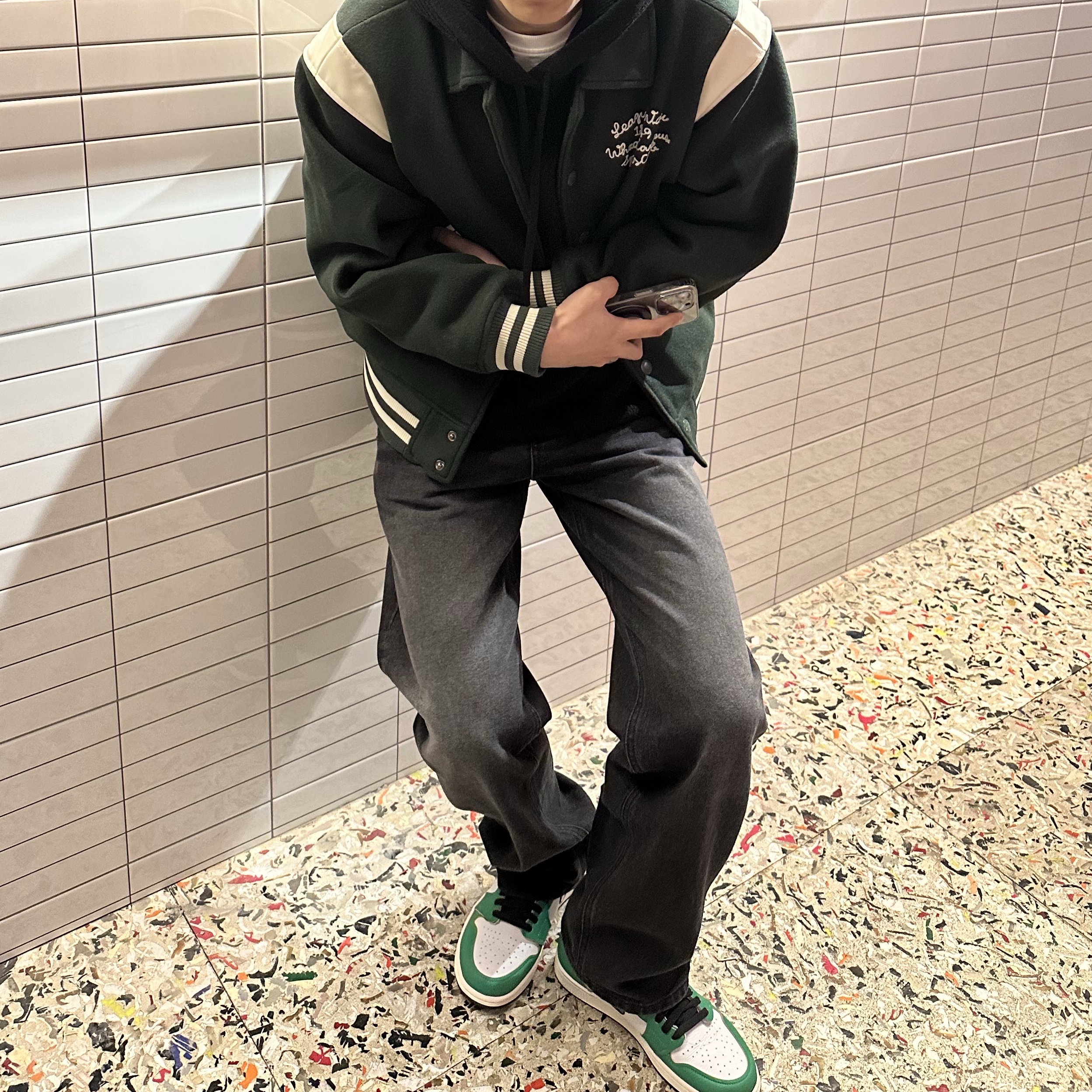 (W) Jordan 1 Retro High OG Lucky Green 착용 스타일 - 2
