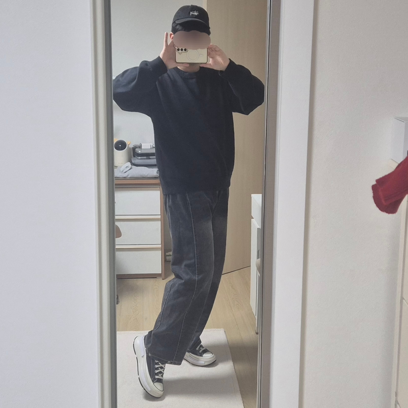Converse Run Star Legacy CX Future Comfort Black, Stussy Bent Crown Sweater Black 착용 스타일