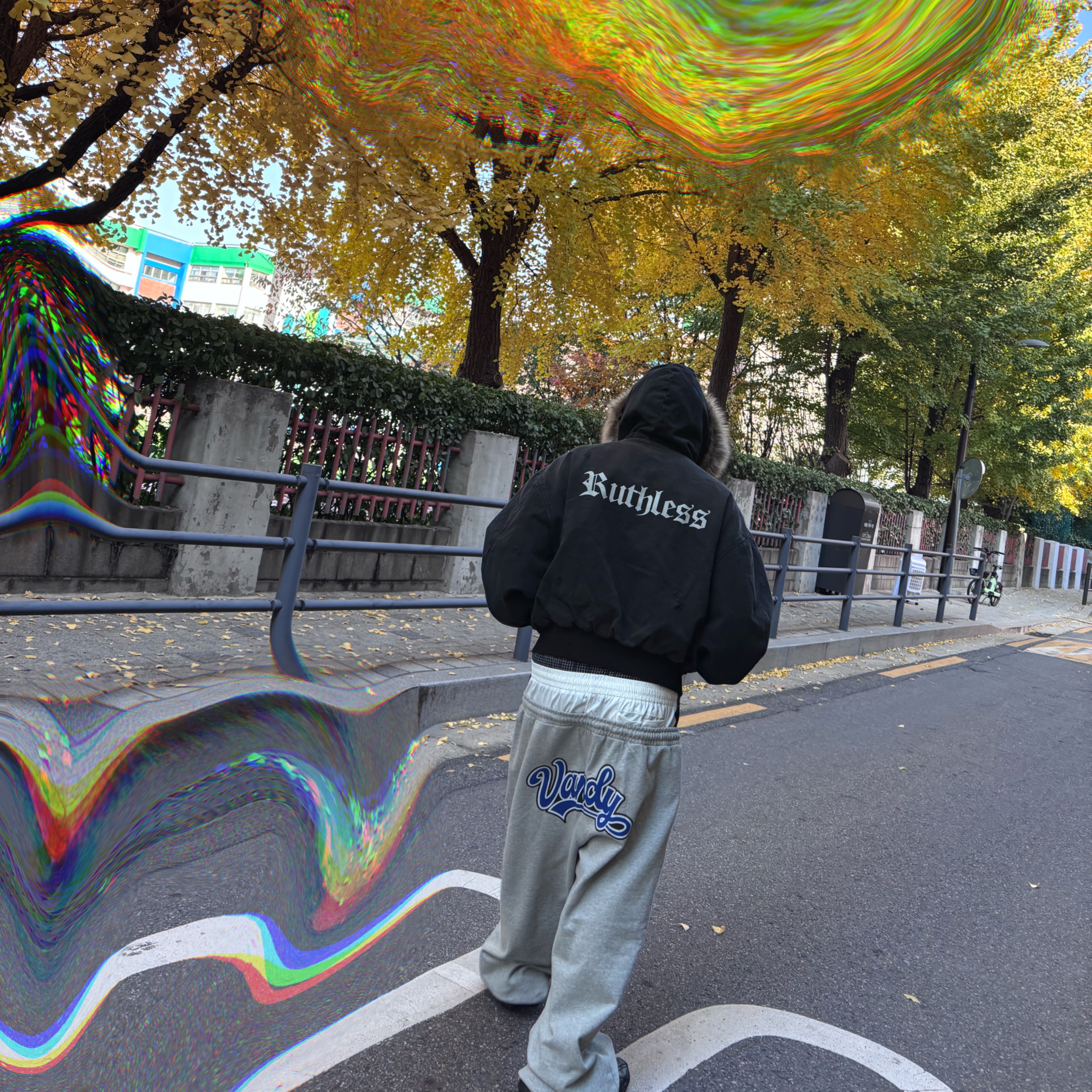Protocol Index Detachable Fur Hooded Work Jacket Black, Protocol Index x Vandy The Pink 3 Layered Sweatpants Melange Grey 착용 스타일 - 1