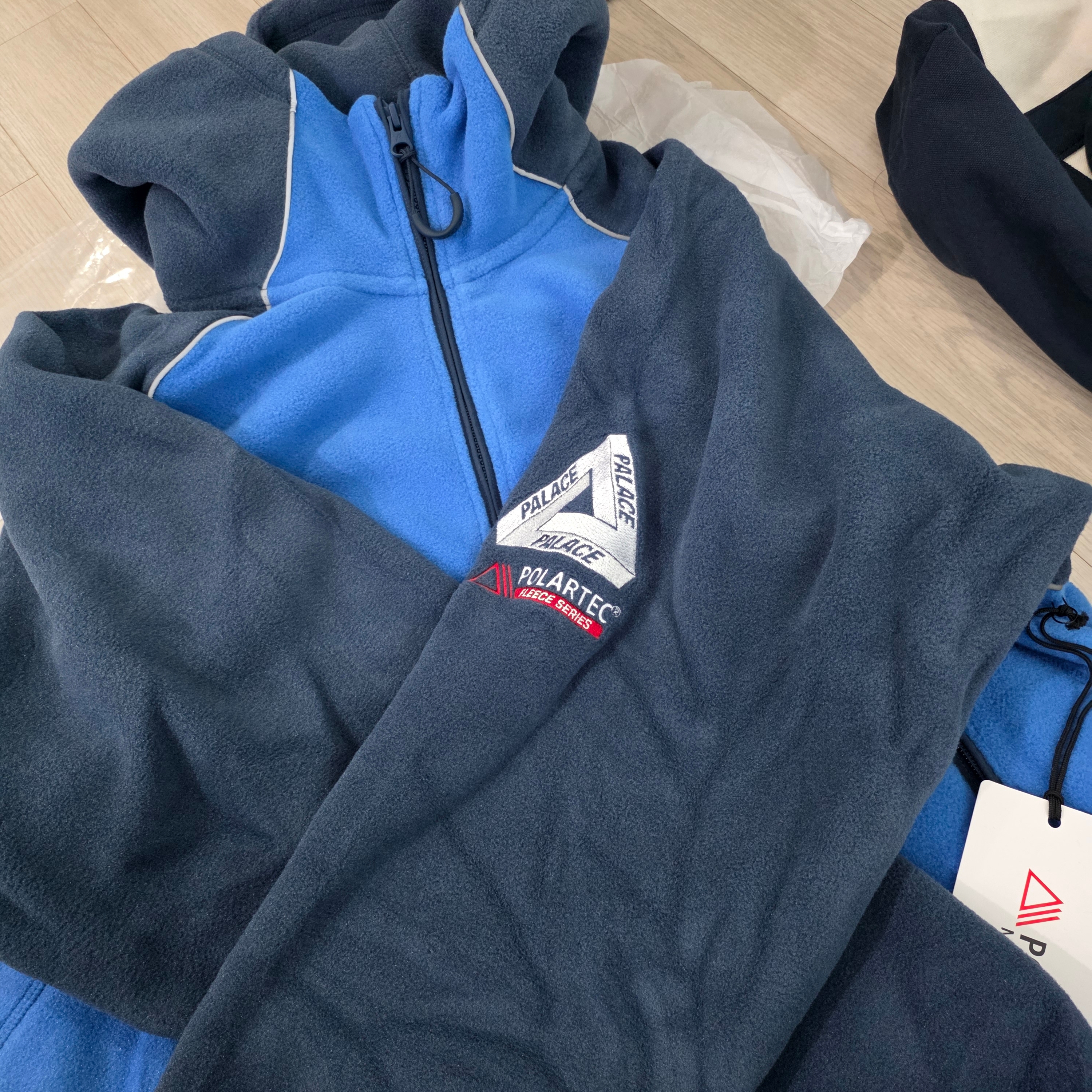 Palace Polartec Jacket Palace Blue Navy - 25FW 착용 스타일 - 2