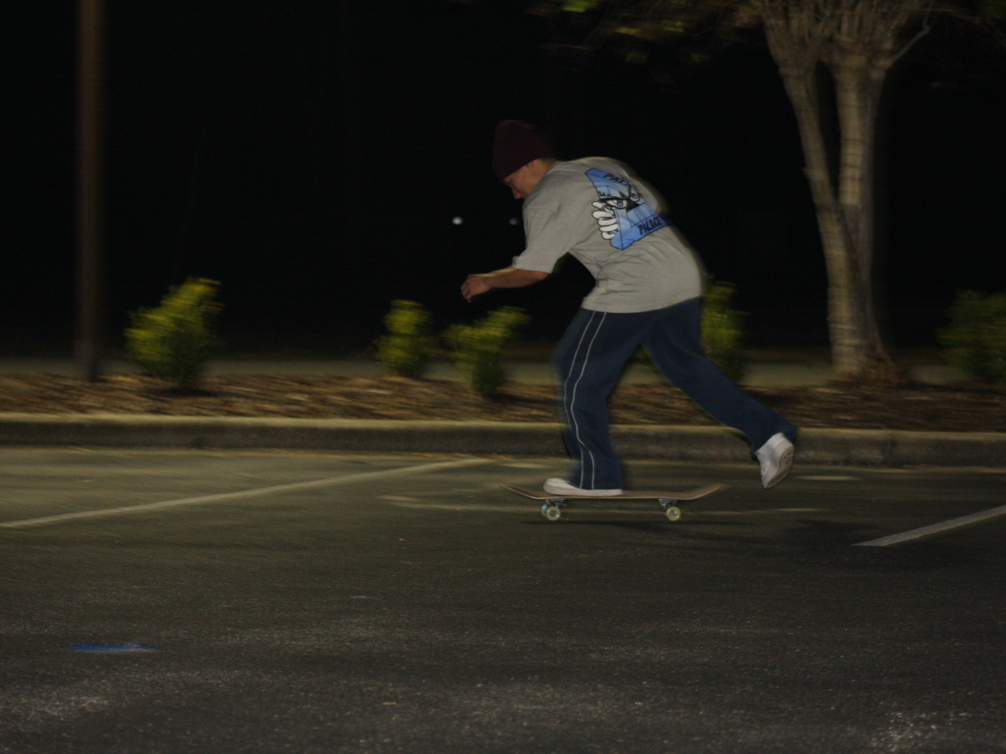 Palace Tri-Peek T-Shirt Grey Marl - 25FW, Palace x Gap Board White 8.25 - 24SS 착용 스타일 - 3