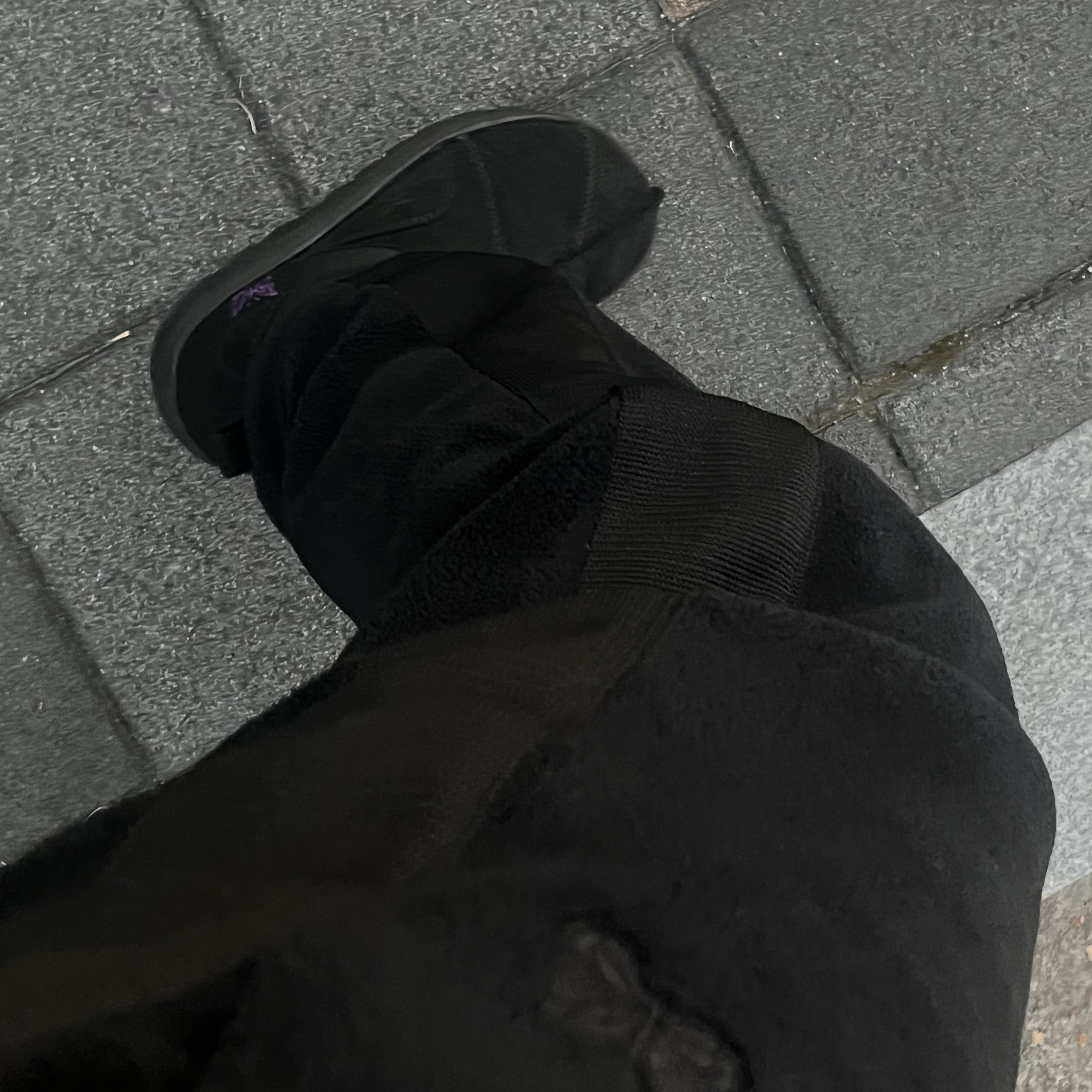Reebok x Needles Beatnik Moc Core Black Extreme Purple 착용 스타일 - 1