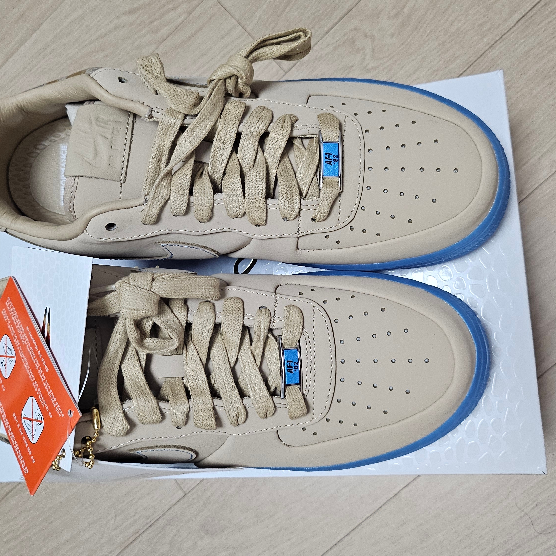 Nike x Kobe Bryant Air Force 1 Low Protro Linen and University Blue 착용 스타일 - 3
