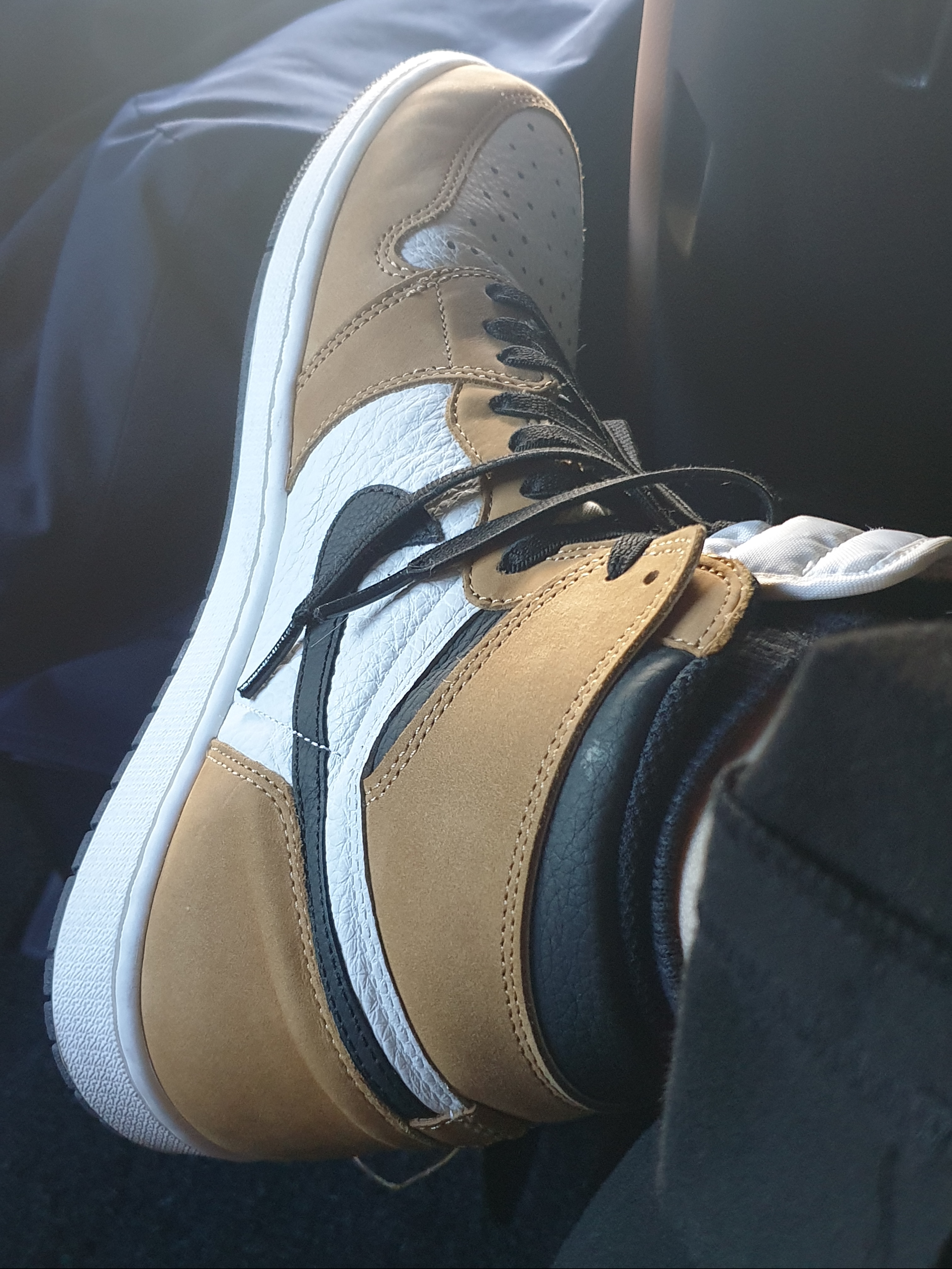 Jordan 1 Retro High Rookie of the Year 착용 스타일 - 2