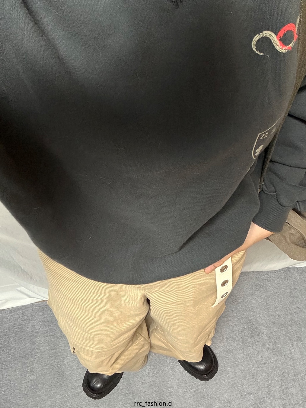 Kamien Titan Baggy Pants Beige, INSANE GARAGE Insane Graphic Sweat Shirt_Washed Black 착용 스타일 - 4