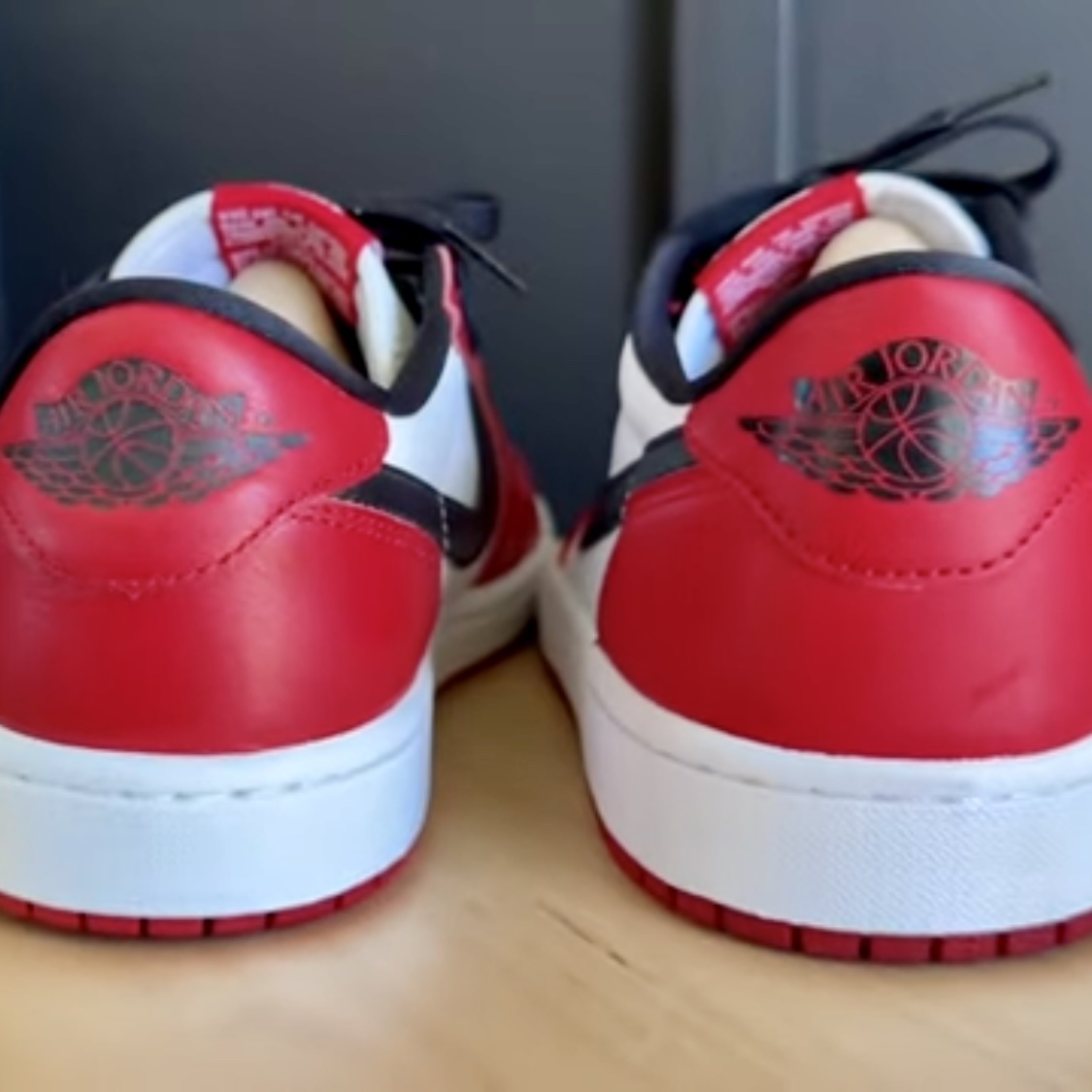 Jordan 1 Retro Low OG Chicago 2016, Jordan 1 Retro Low OG Chicago 착용 스타일 - 2