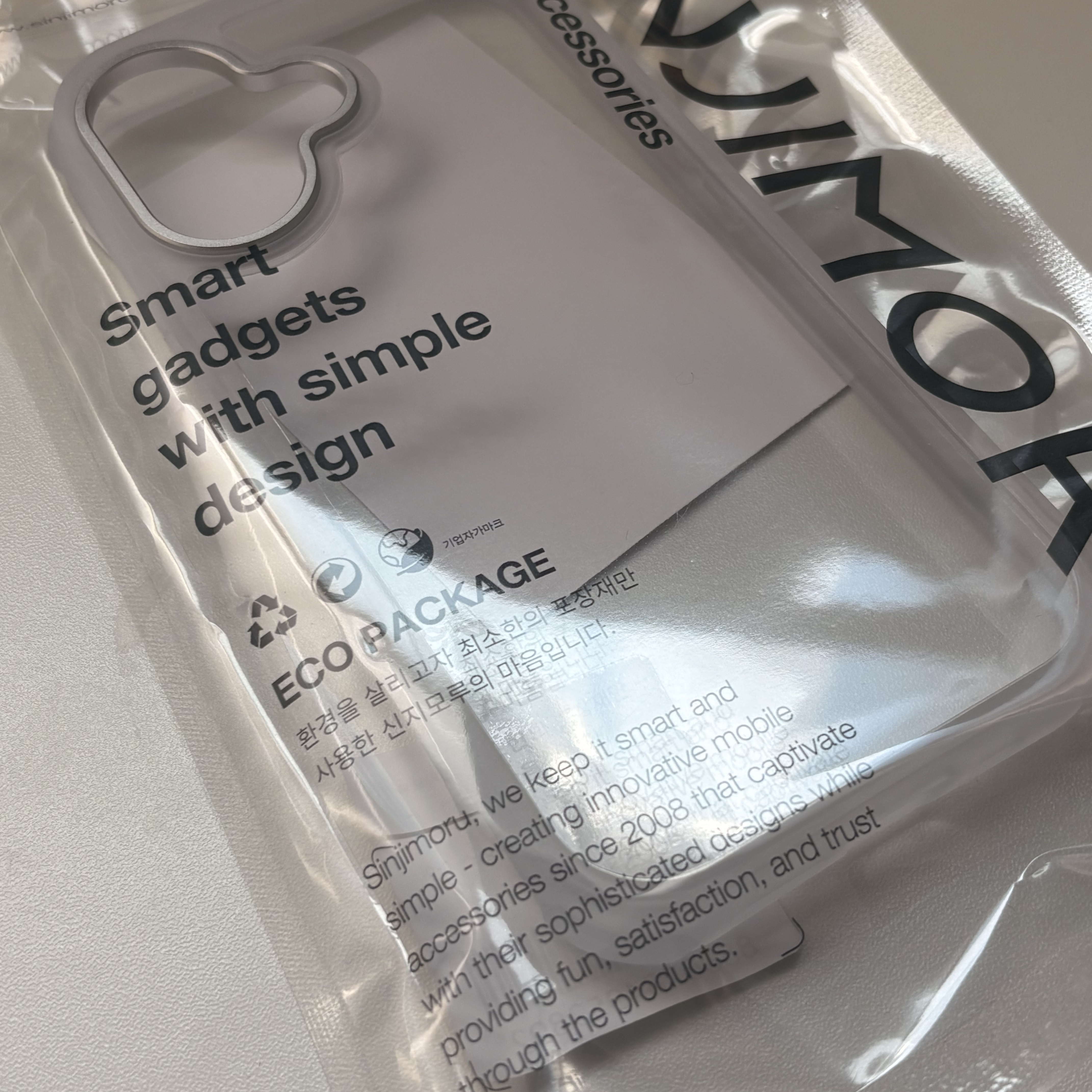 SINJIMORU High Shield Bumper Case iPhone MatteClear 착용 스타일