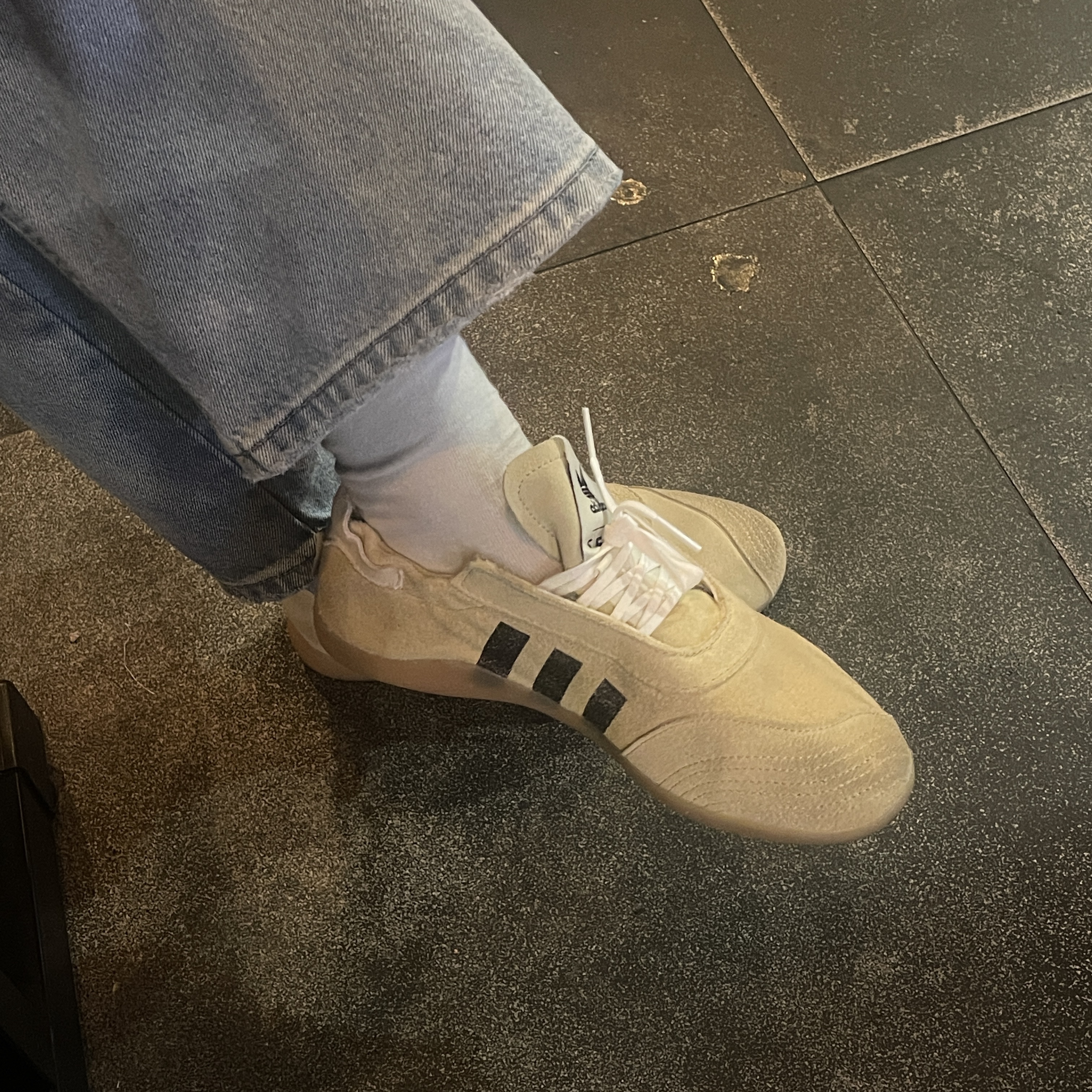 (W) Adidas x Song for the Mute Taekwondo Mei Cream White Core Black 착용 스타일 - 2