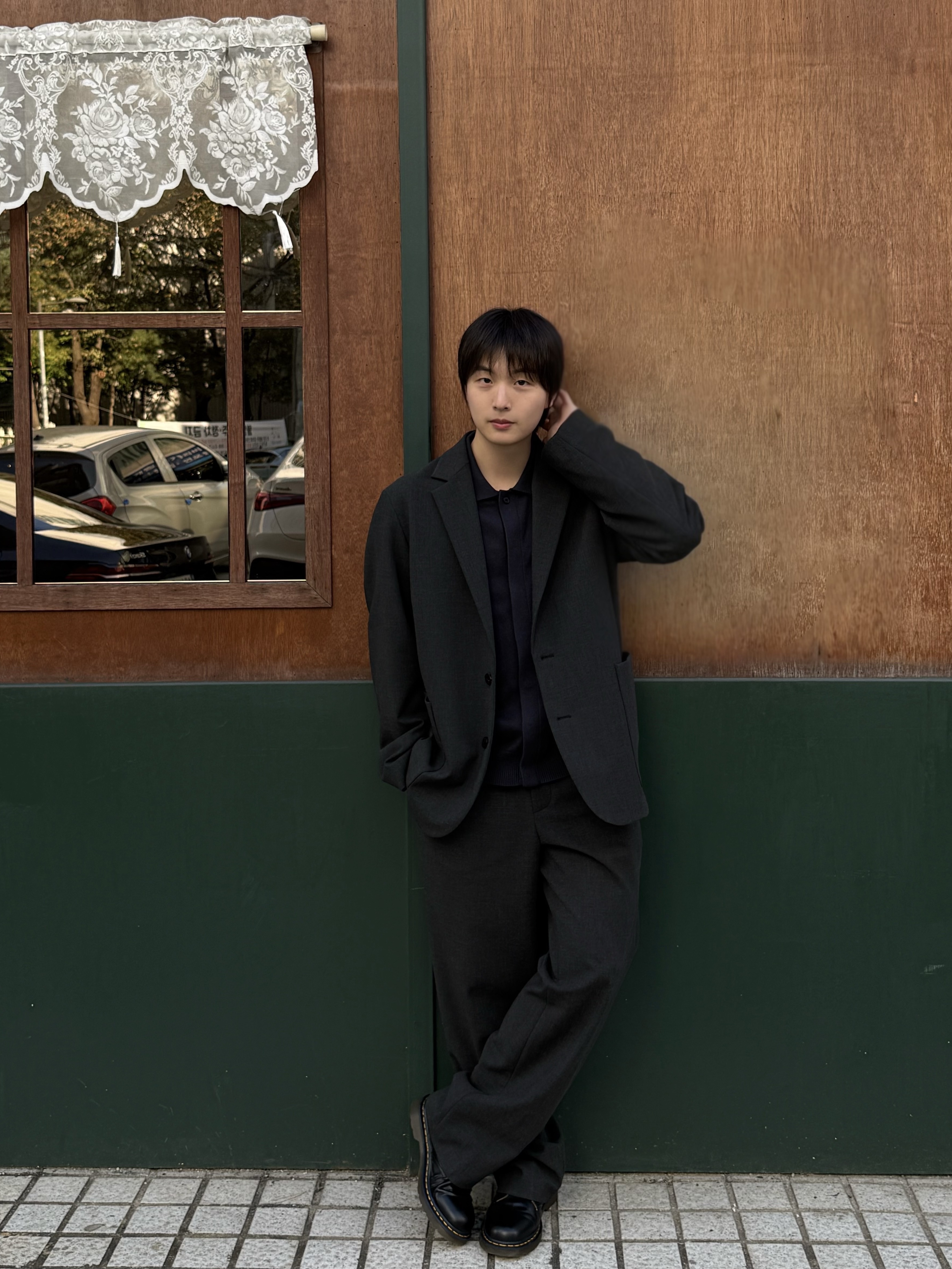 Dr. Martens 1461 Smooth Black 착용 스타일 - 1