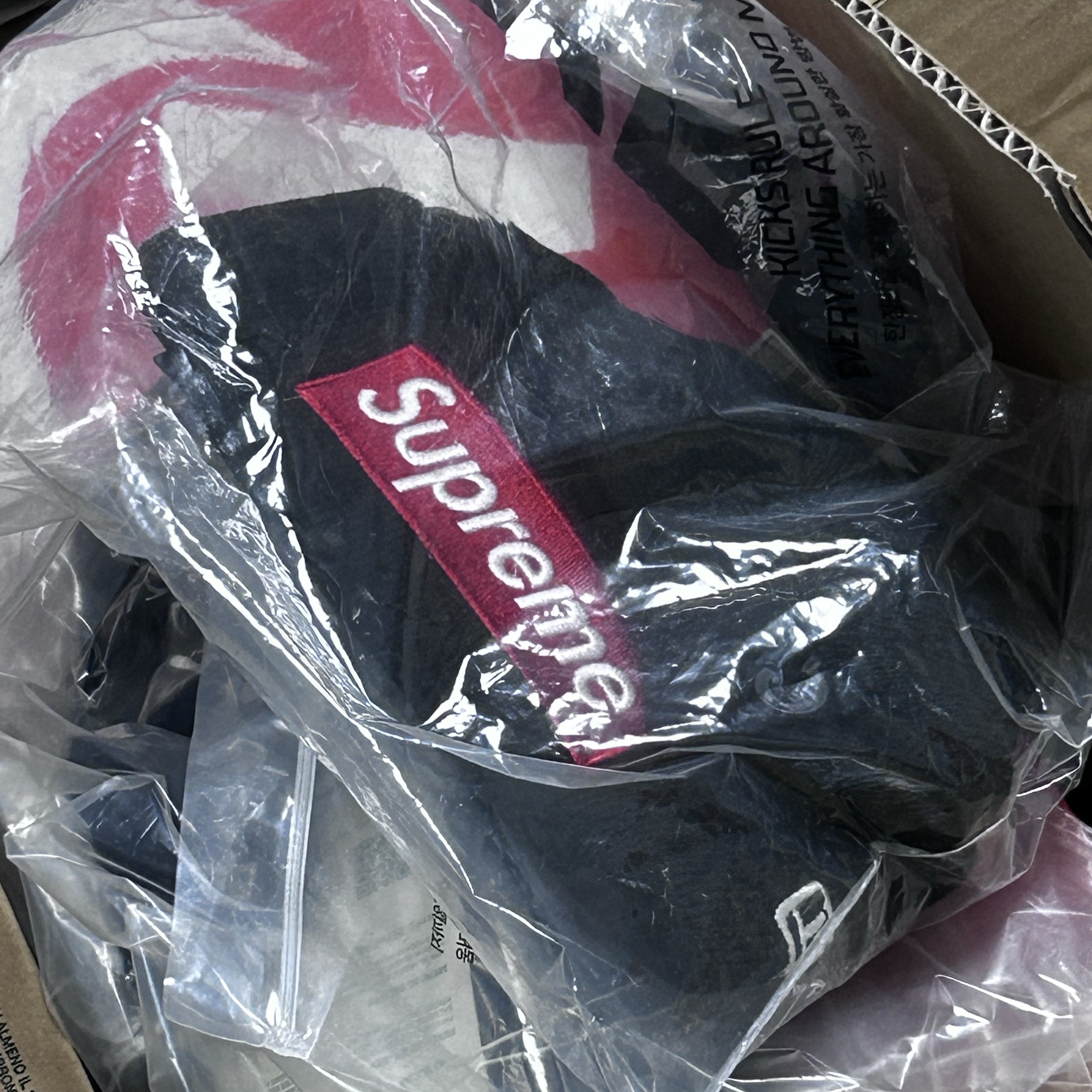 Supreme New Era Box Logo Beanie Black - 22FW 착용 스타일