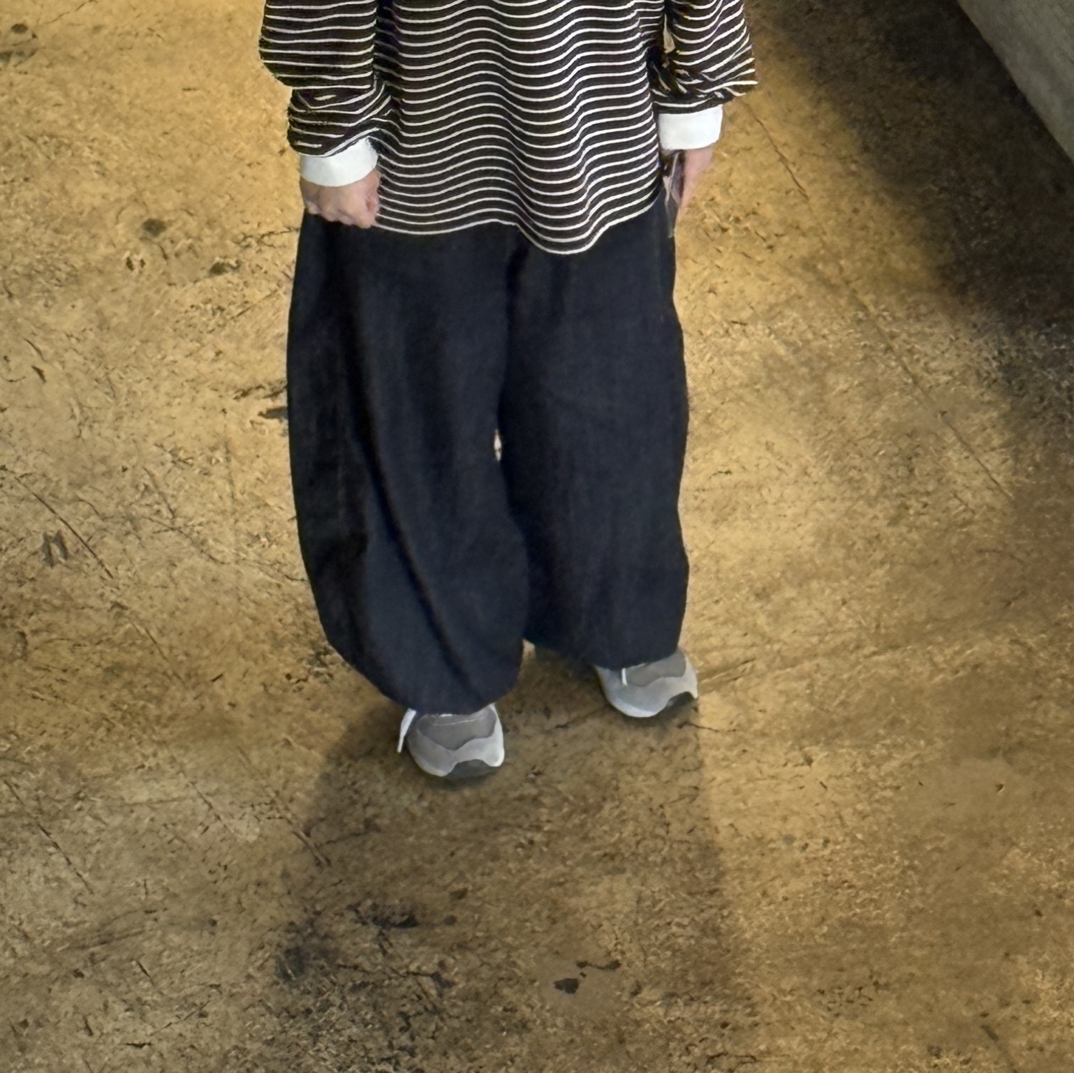 (W) New Balance 574 Worn By Anyone Grey - B Standard 착용 스타일