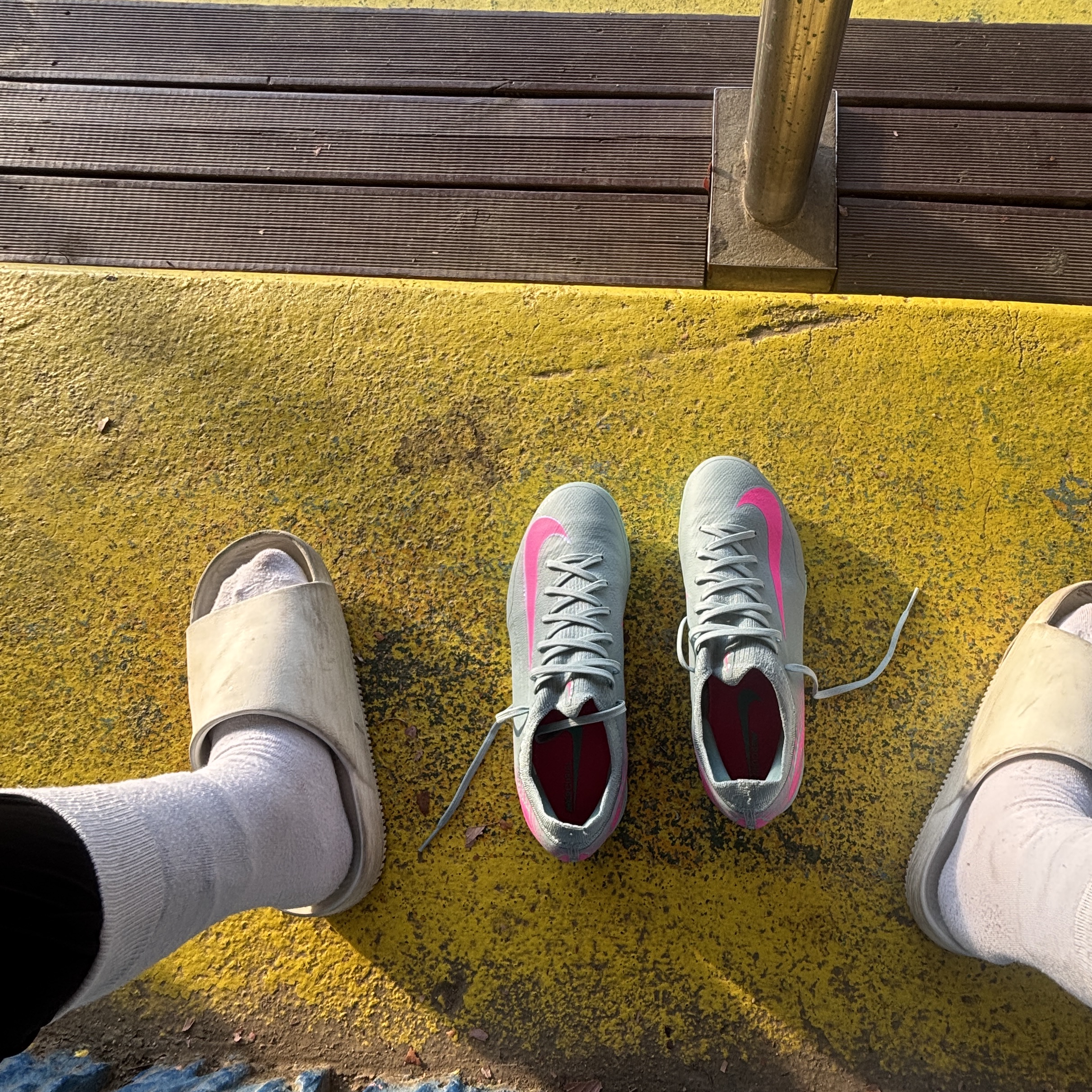 Nike Zoom Mercurial Vapor 16 Pro TF Ocean Cube Pink Blast, Nike Calm Slide Sail 착용 스타일