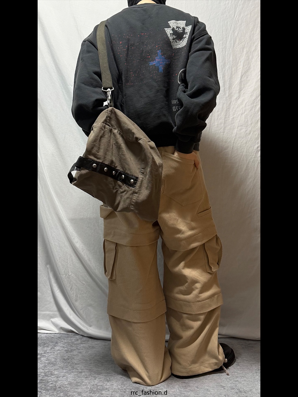 Kamien Titan Baggy Pants Beige, INSANE GARAGE Insane Graphic Sweat Shirt_Washed Black 착용 스타일 - 3