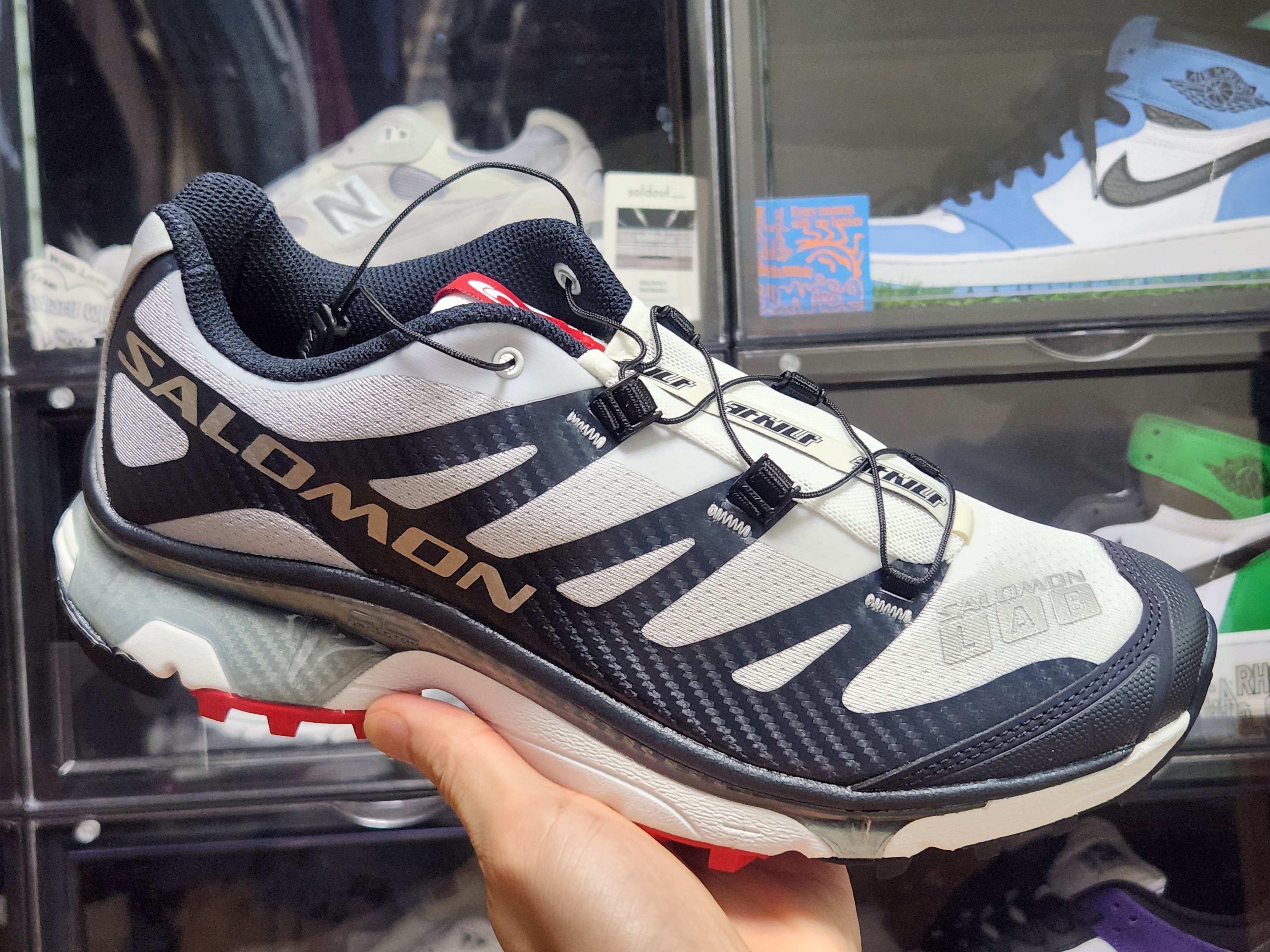 Salomon x Kasina XT-4 OG Dark Navy 착용 스타일