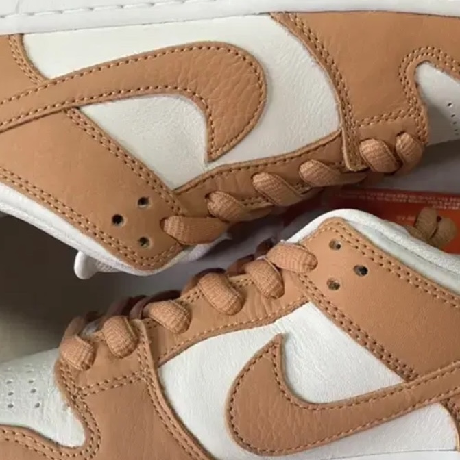 Nike SB Dunk Low Pro Light Cognac 착용 스타일