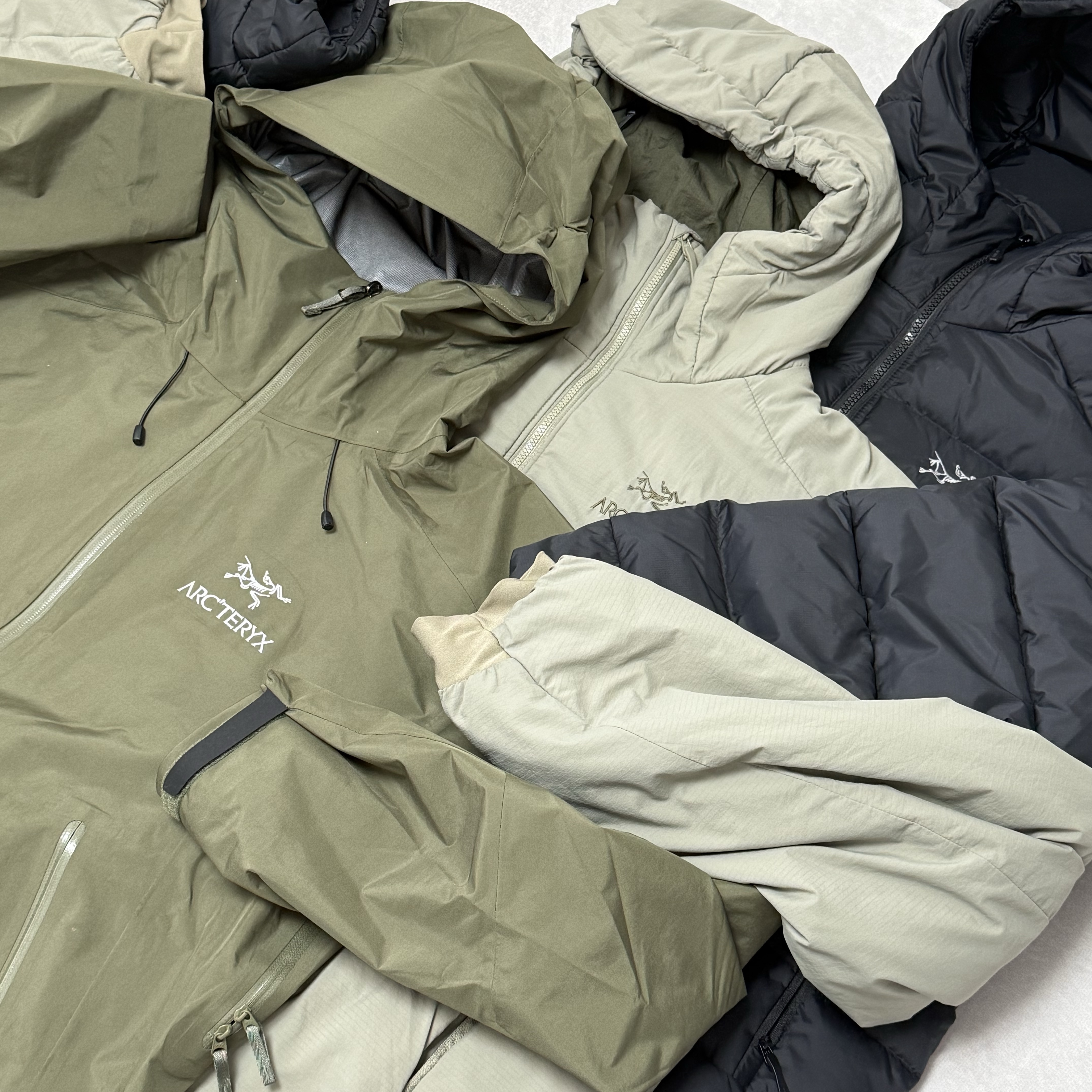 Arc'teryx Beta LT Jacket Tatsu, Arc'teryx Atom AR Hoody Distortion 착용 스타일