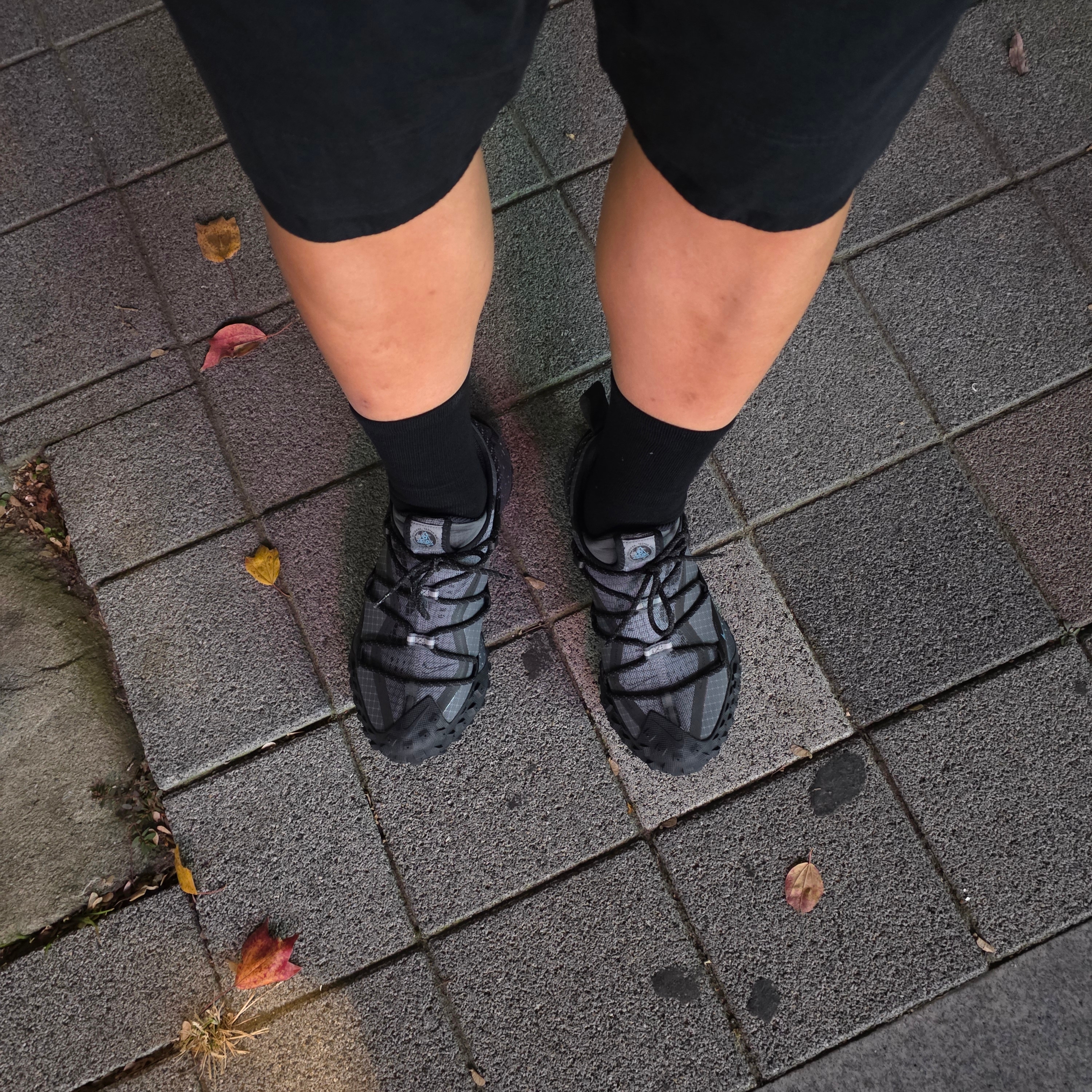 Nike ACG Mountain Fly Low Gore-Tex Dark Grey Black 착용 스타일