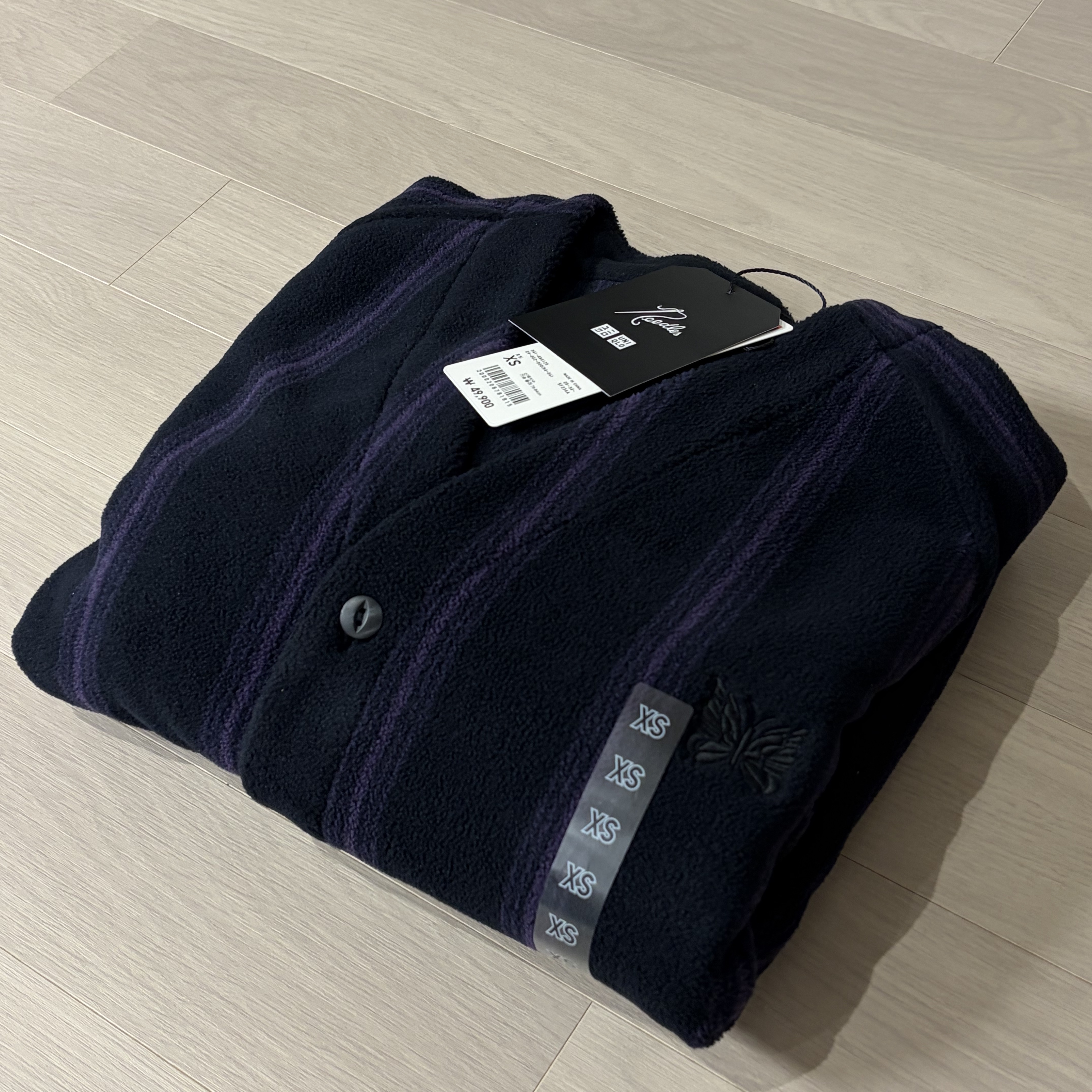 Uniqlo x Needles Fleece Oversized Cardigan Black - KR 착용 스타일