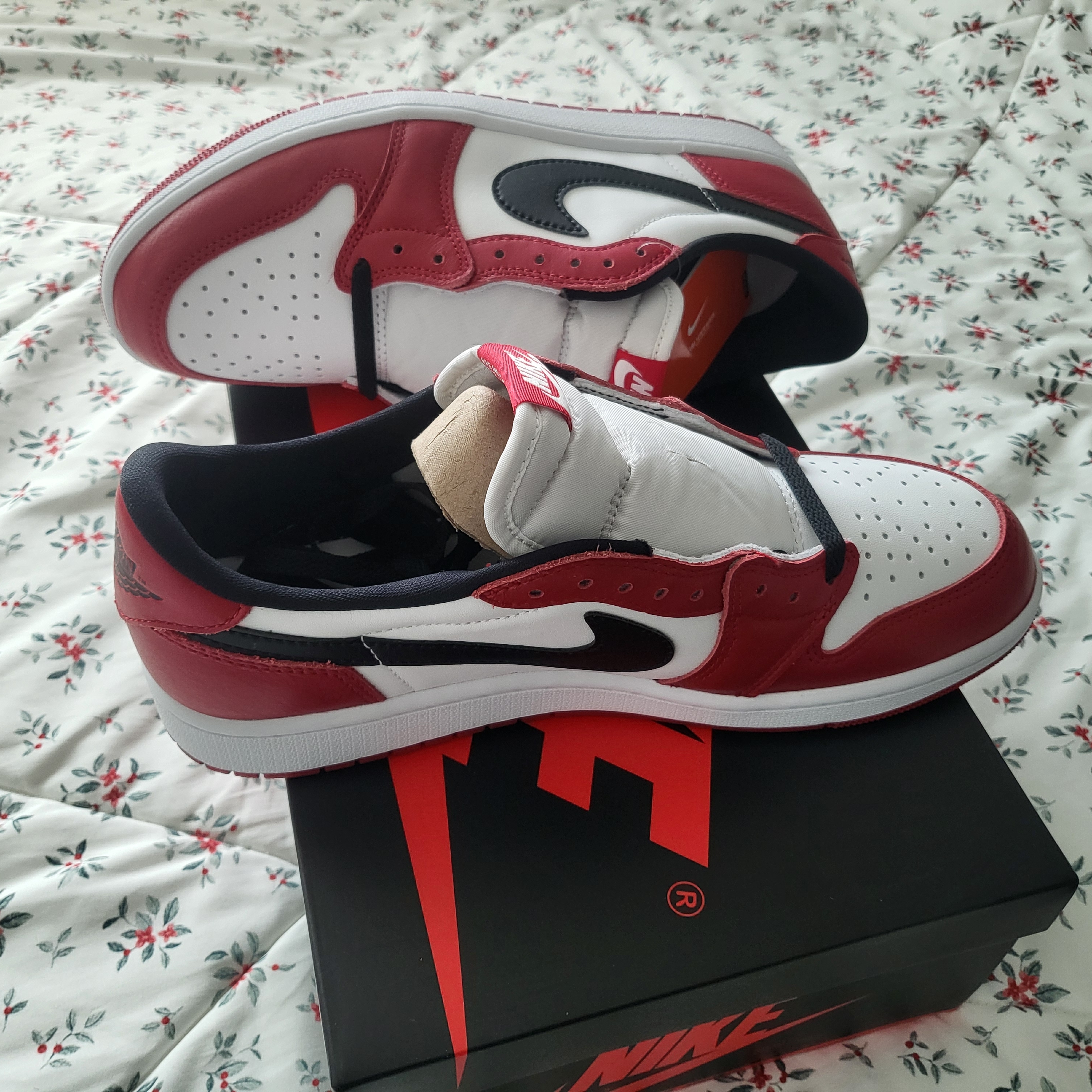 Jordan 1 Retro Low OG Chicago 착용 스타일 - 2